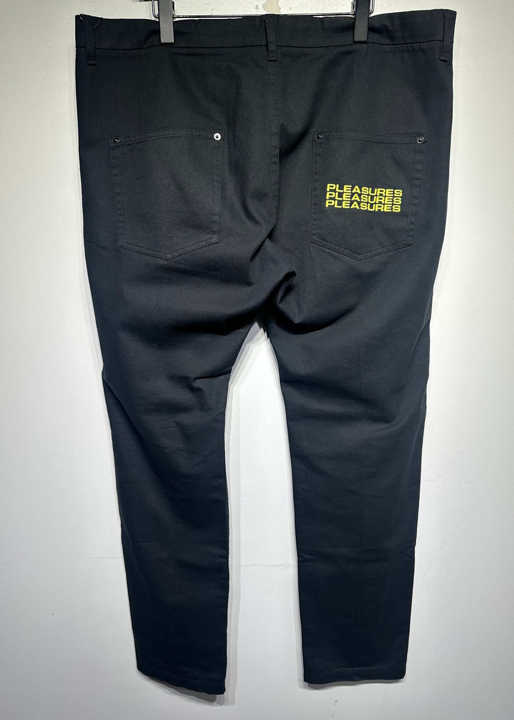 Pleasures Black Yellow Pocket Logo Pants Masc 38