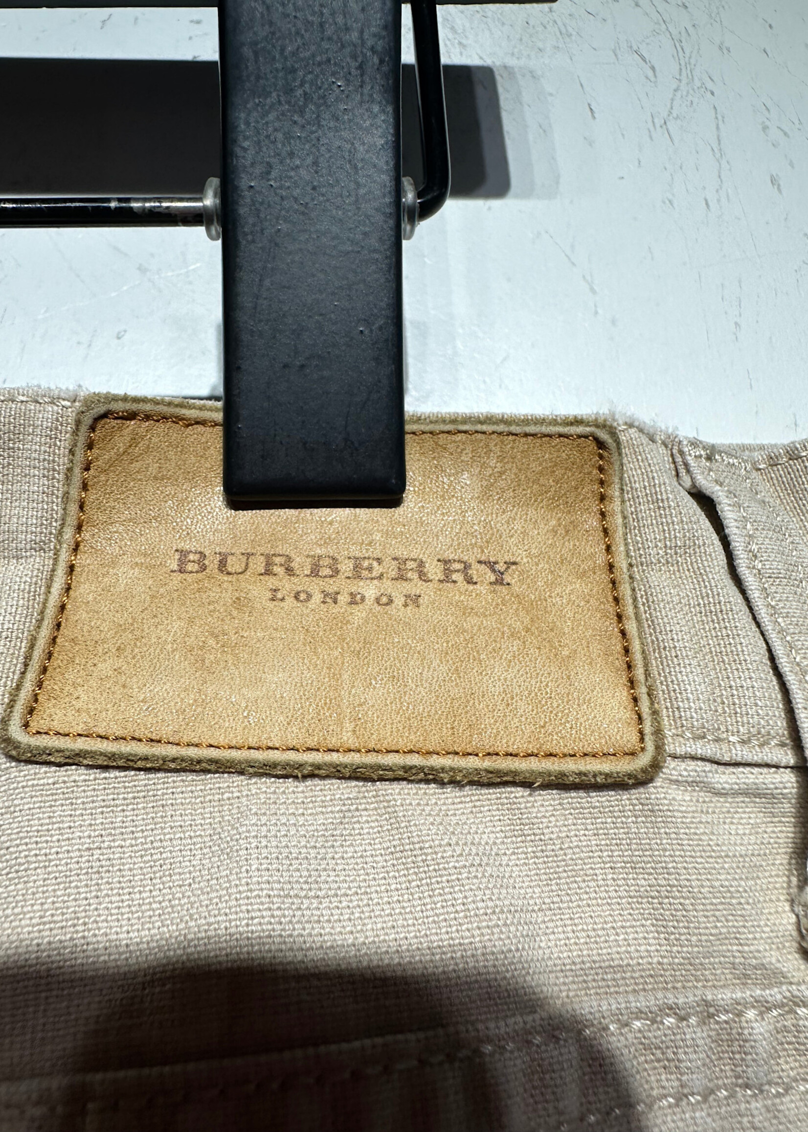 BURBERRY BEIGE RELAX FIT PANTS 38