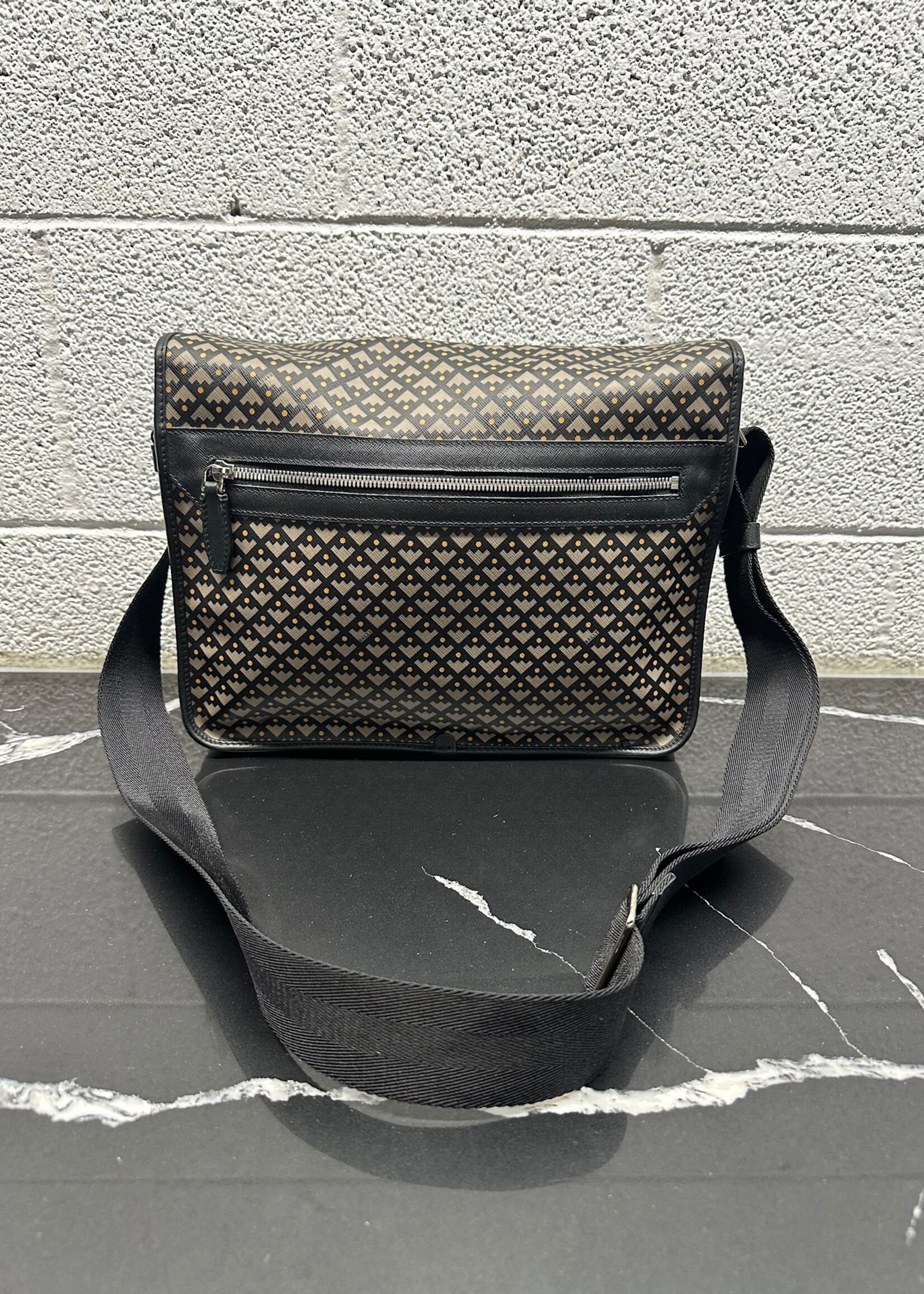 Bally Eiger Messenger Bag