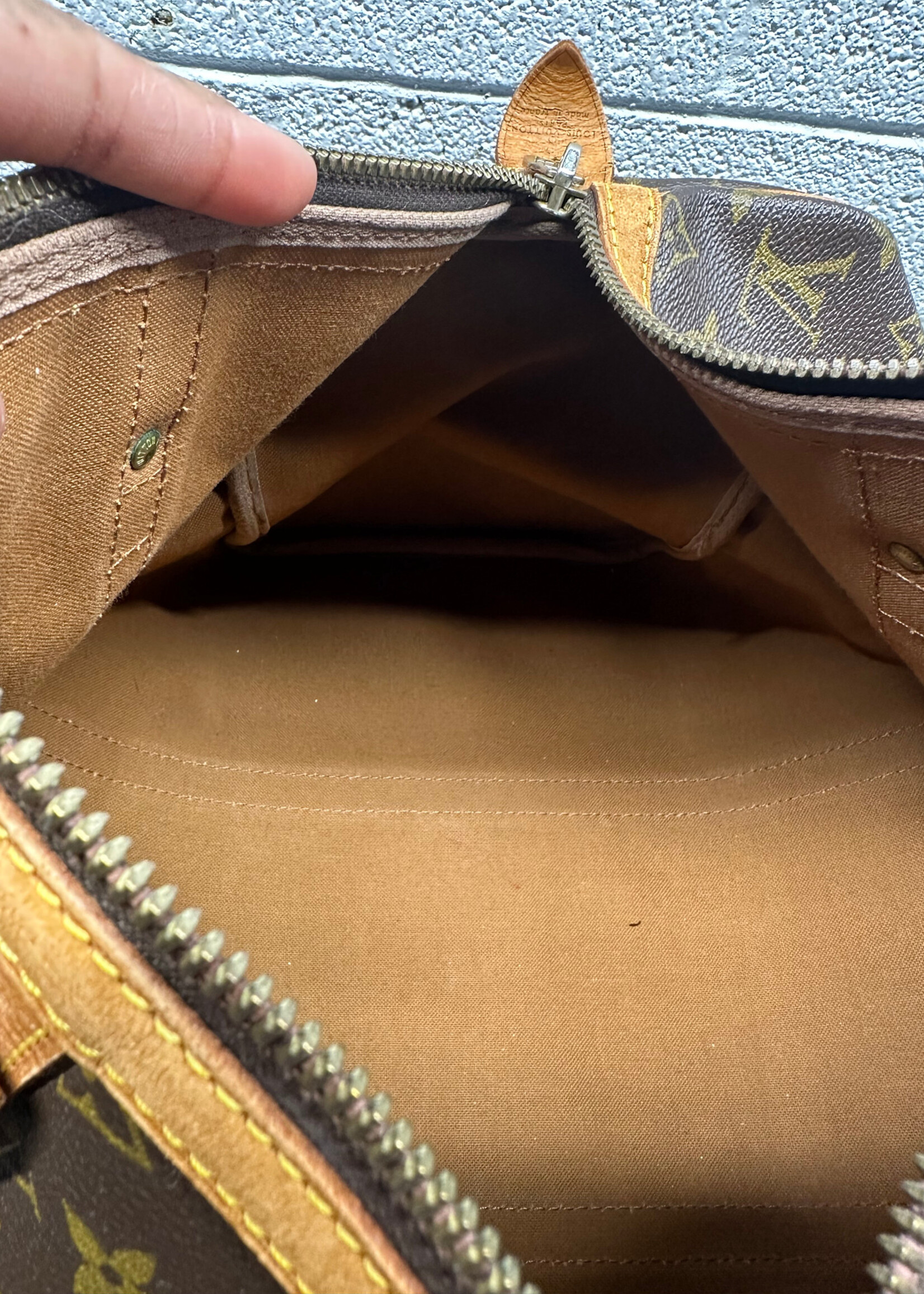 Louis Vuitton Sac Souple 35