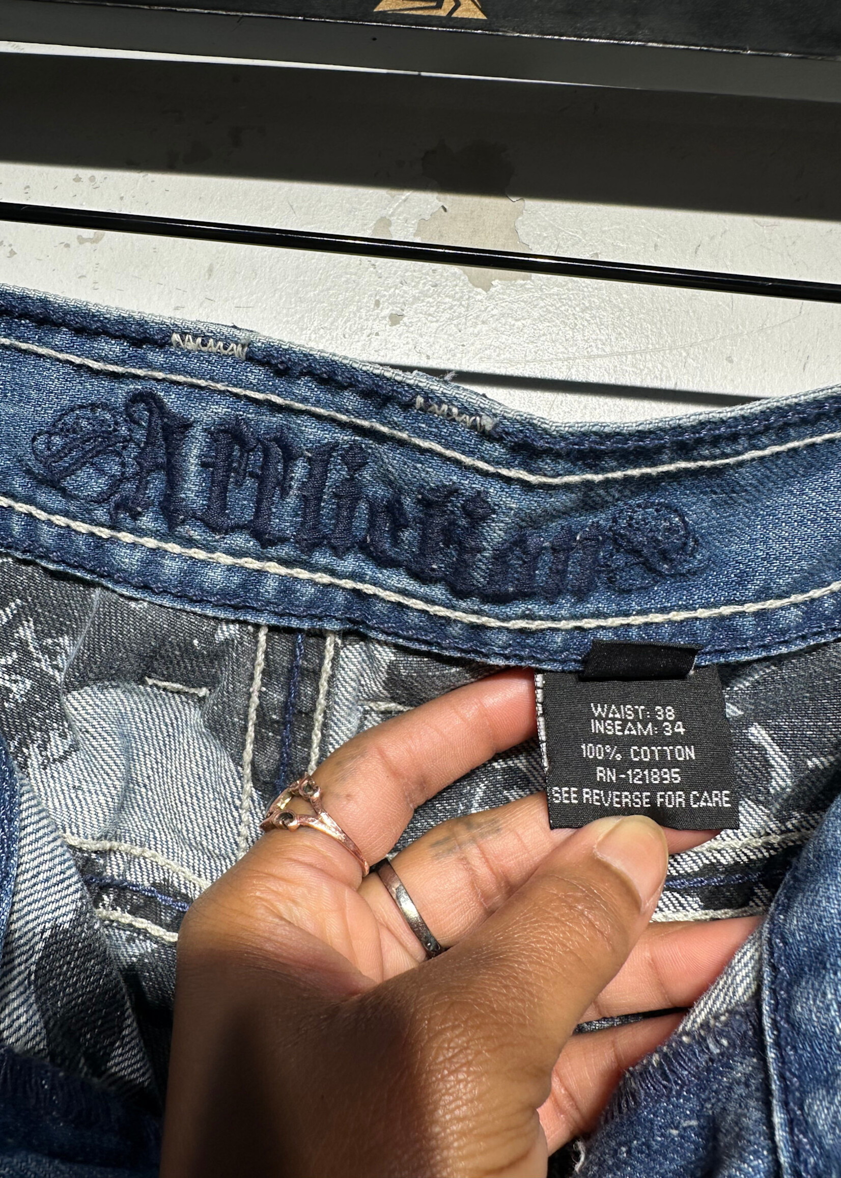 Affliction Light Wash Distressed Jeans 38 Masc