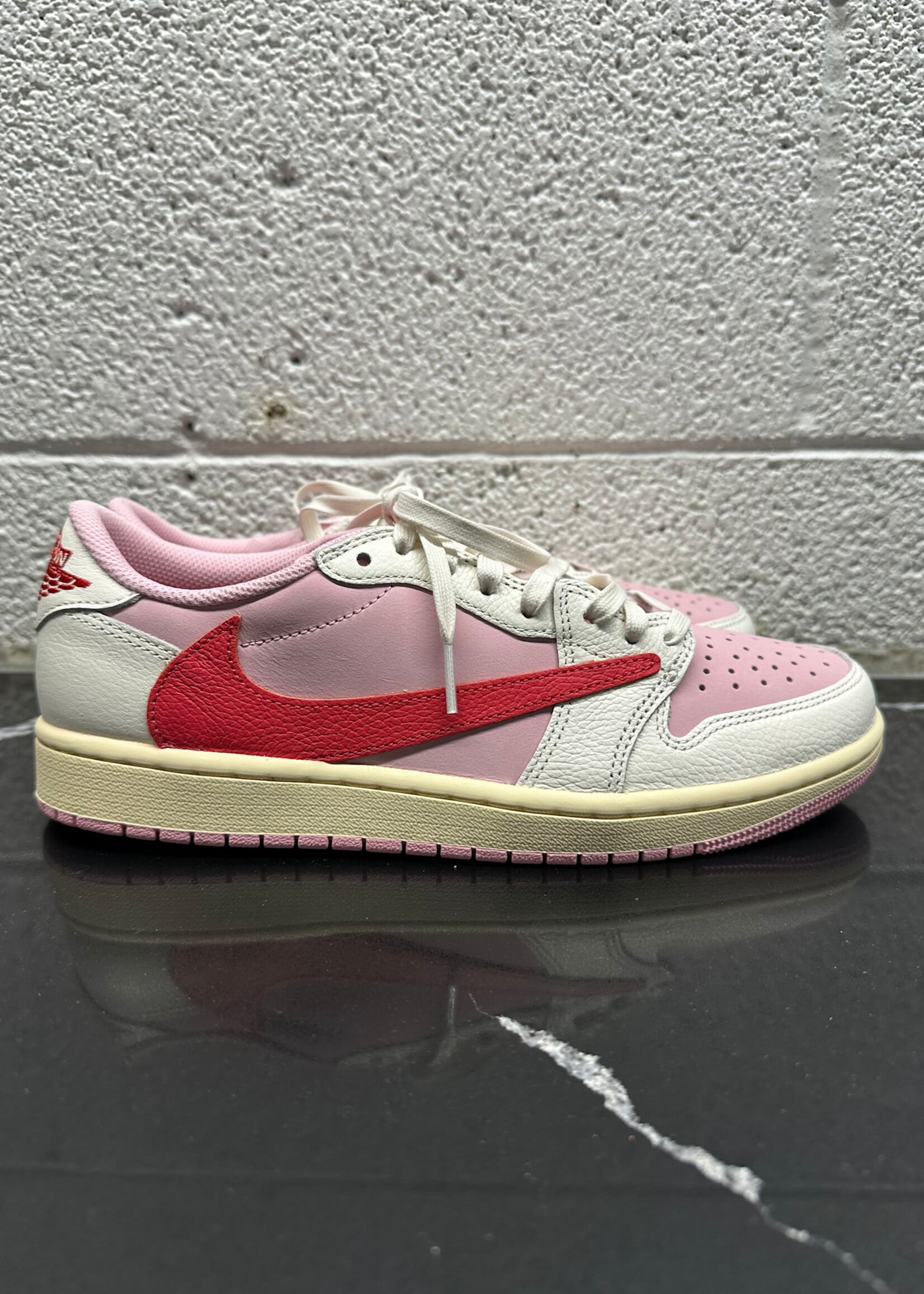 DS Jordan 1 Low Tropical Pink Masc 8