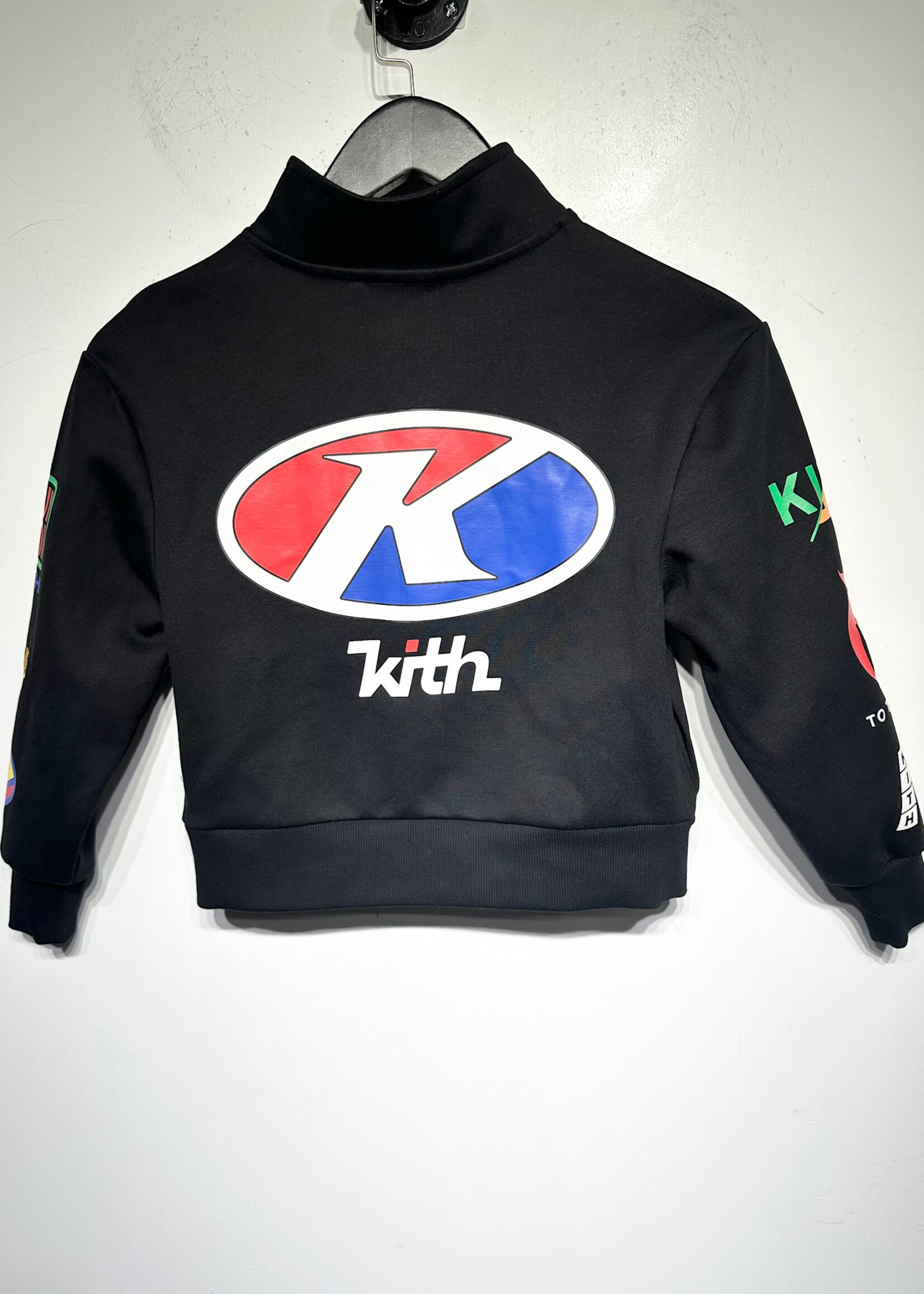 Kith NWT NY To The World Q Zip Youth S