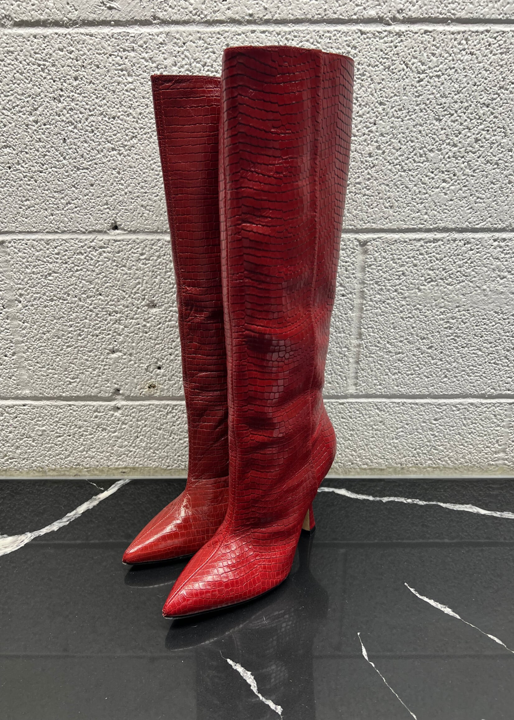 Stuart Weitzman Red Embossed Heel 6.5