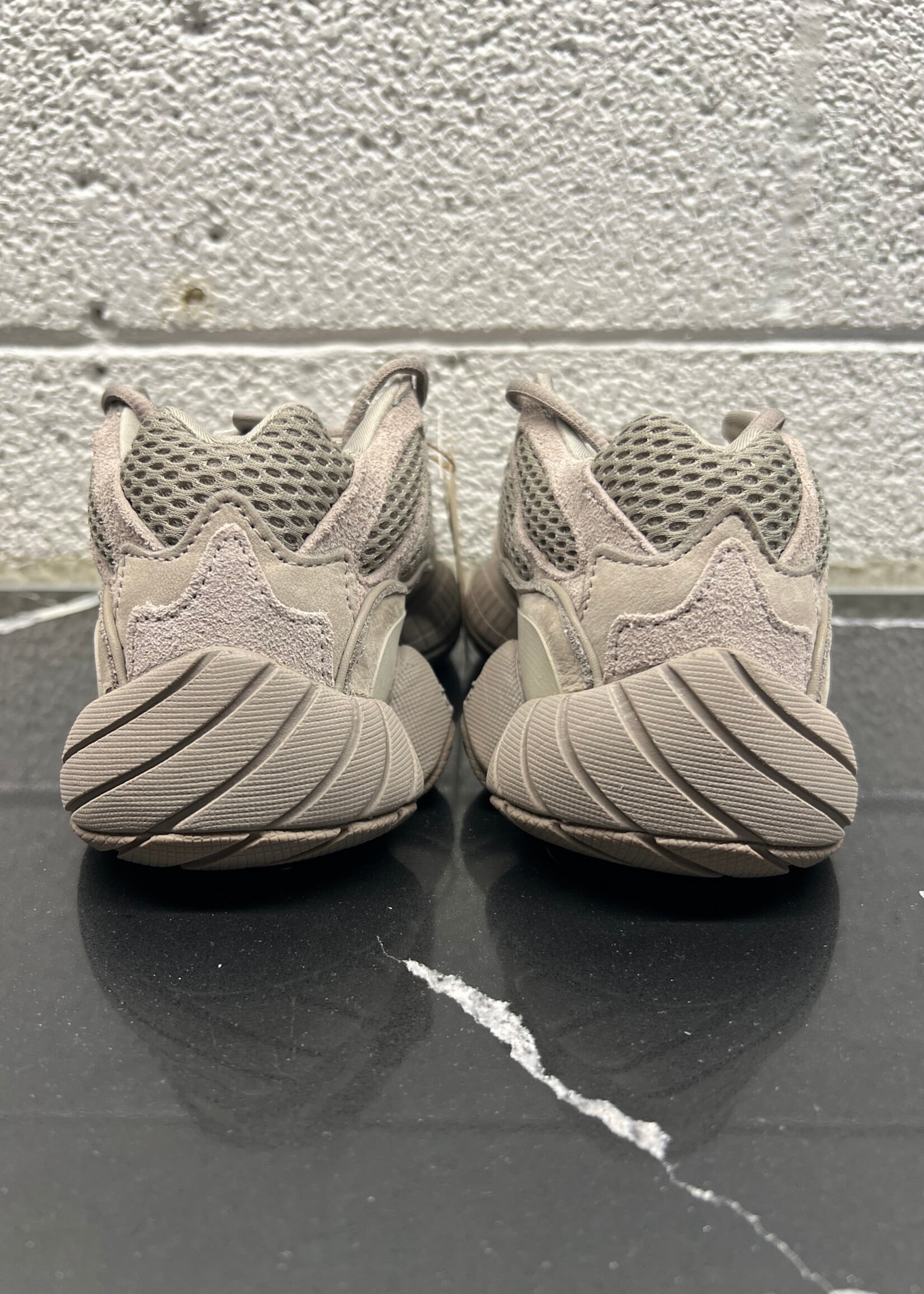 Yeezy 500 NWT Taupe Fem 6.5