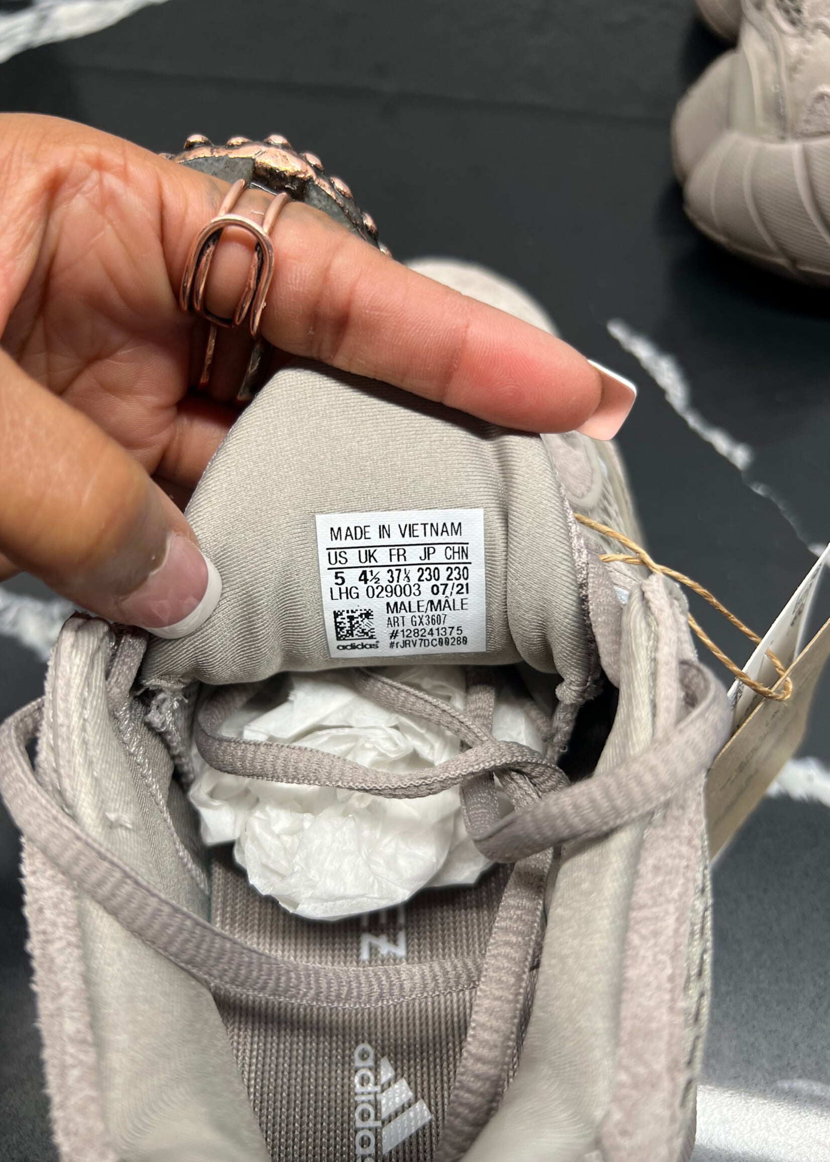 Yeezy 500 NWT Taupe Fem 6.5