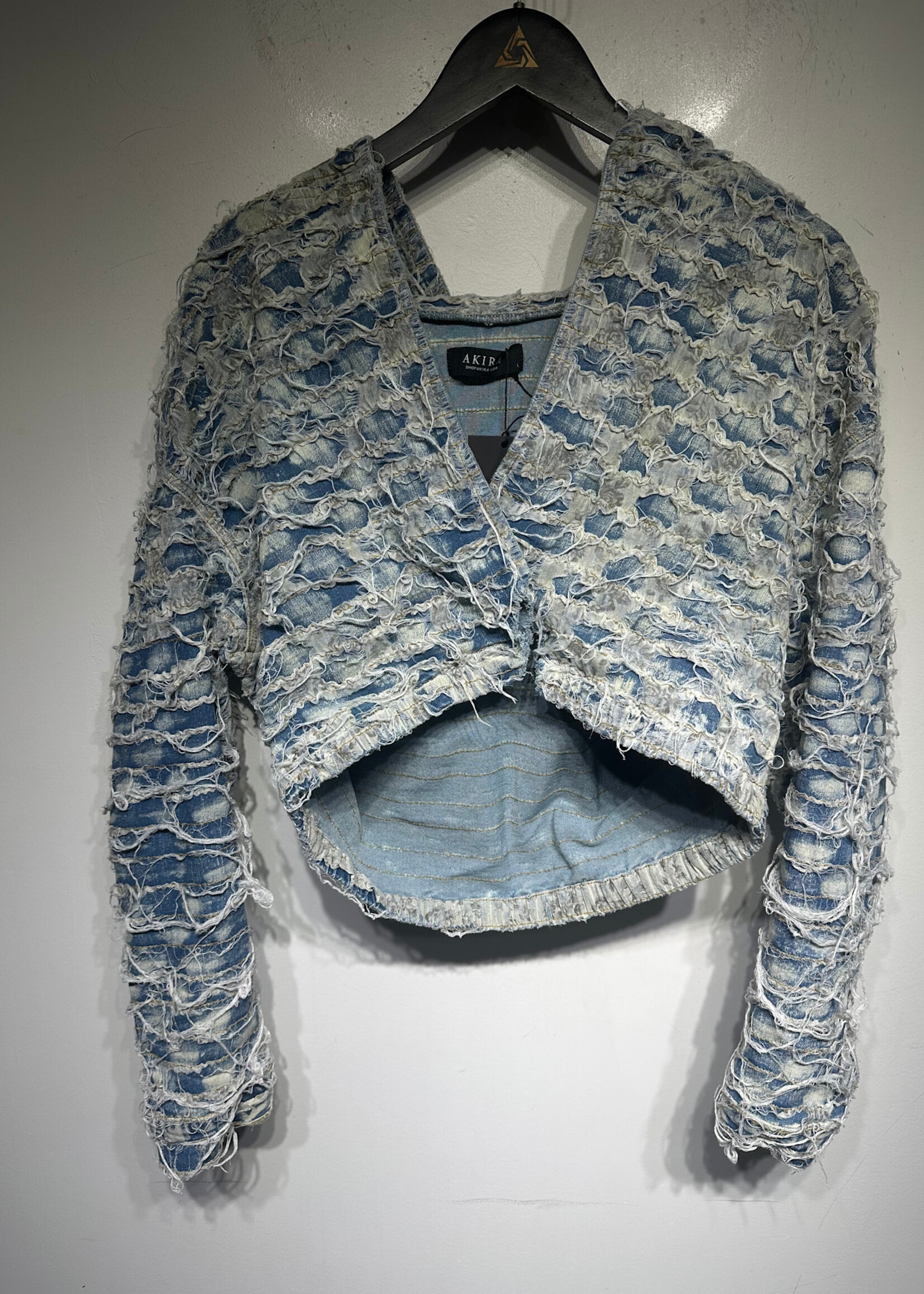 Akira Light Wash Distresseed Jacket L Fem