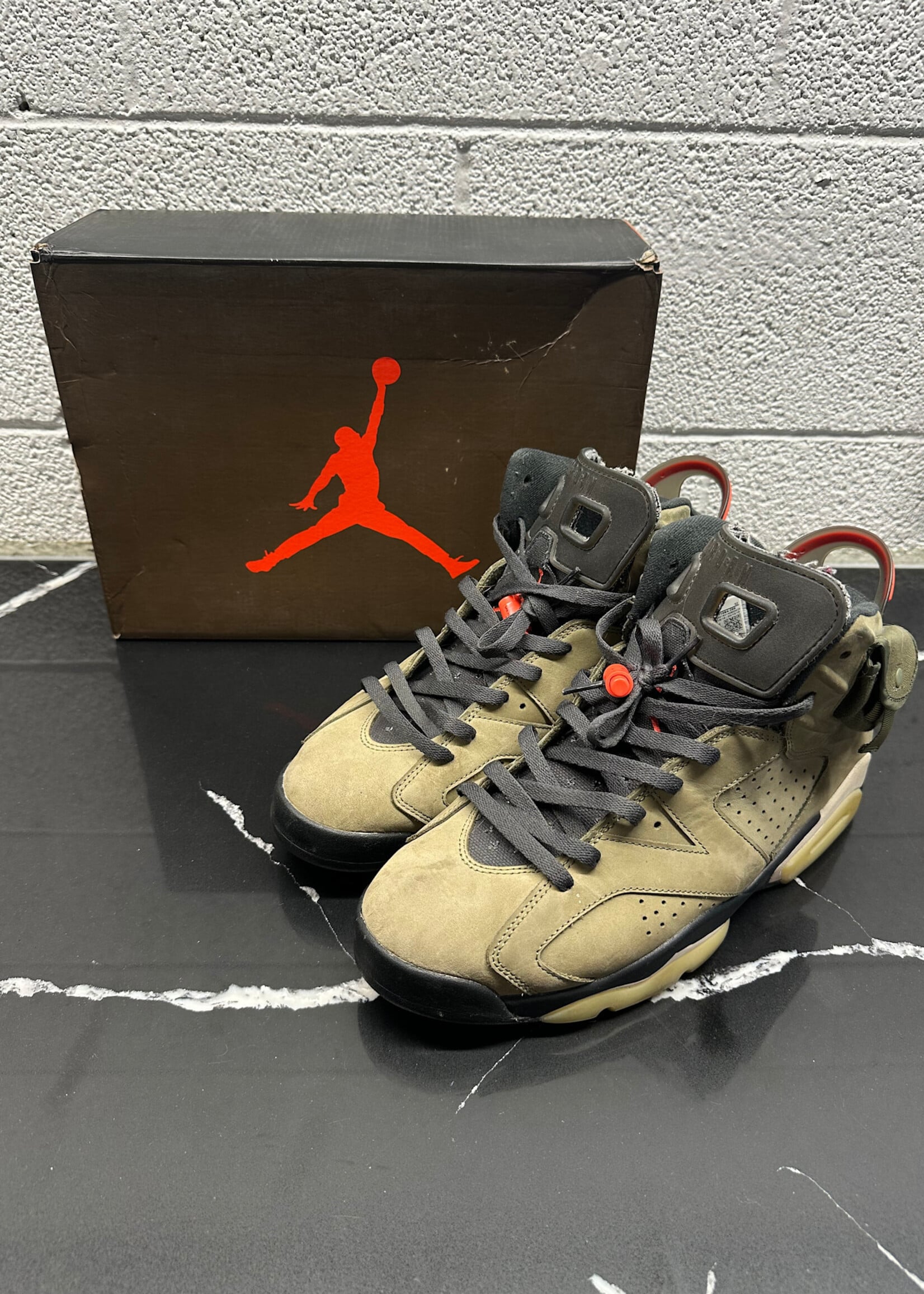 Travis Scott x Jordan 6 Military Green Masc 10  AS IS