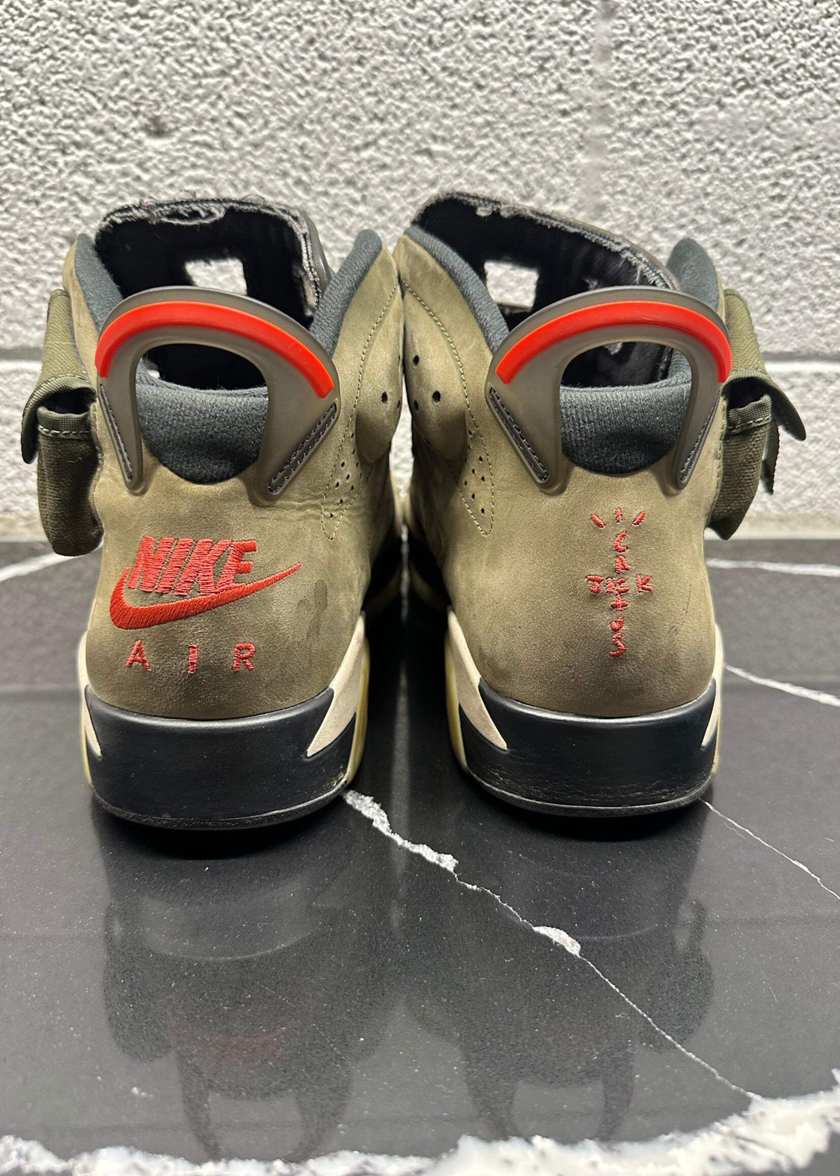 Travis Scott x Jordan 6 Military Green Masc 10  AS IS