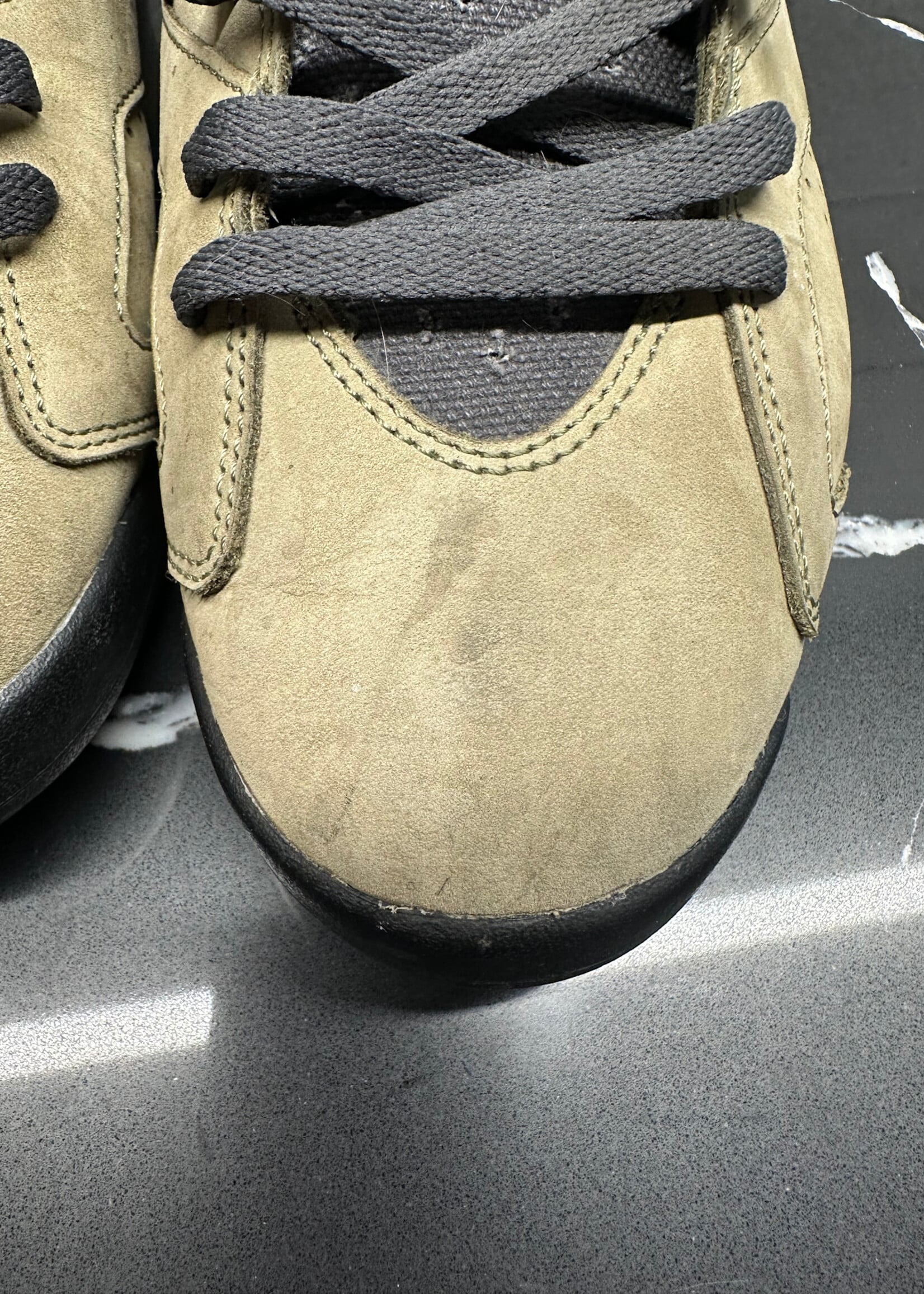 Travis Scott x Jordan 6 Military Green Masc 10  AS IS