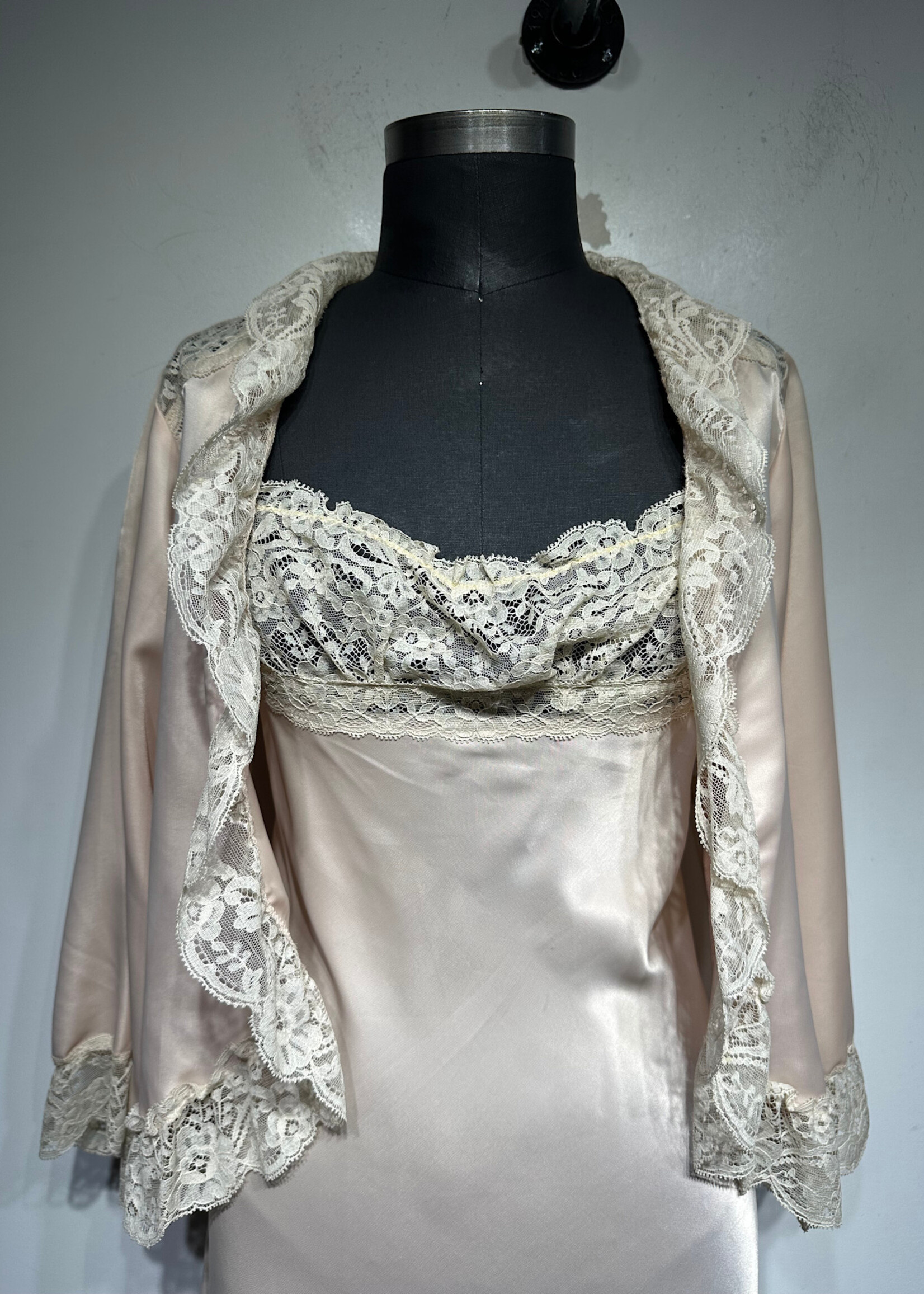 Lindsey Roscoe Light Pink Satin Slip Dress Jacket Set S