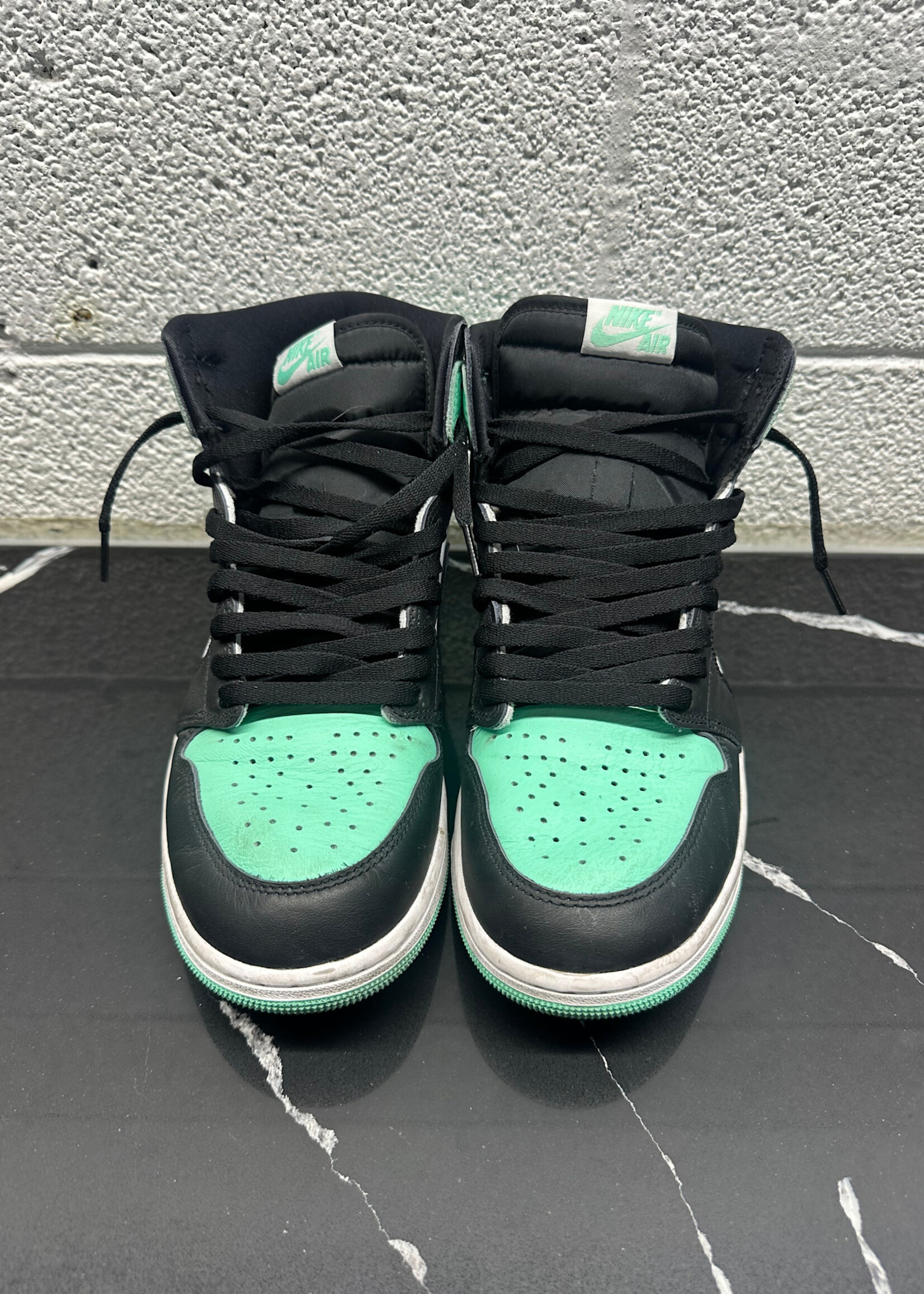 Nike Jordan 1 High "Green Glow" Masc 10.5