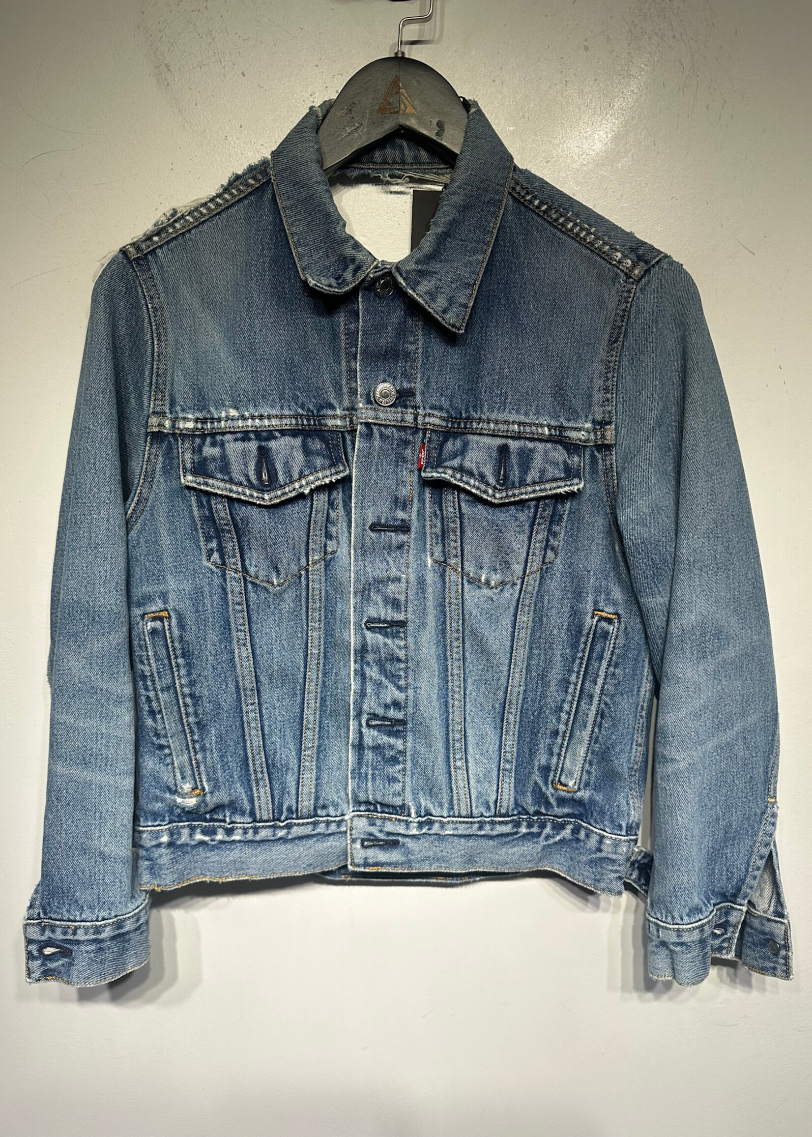 Levis Sandwash Big Distressed Back Jean Jacket M