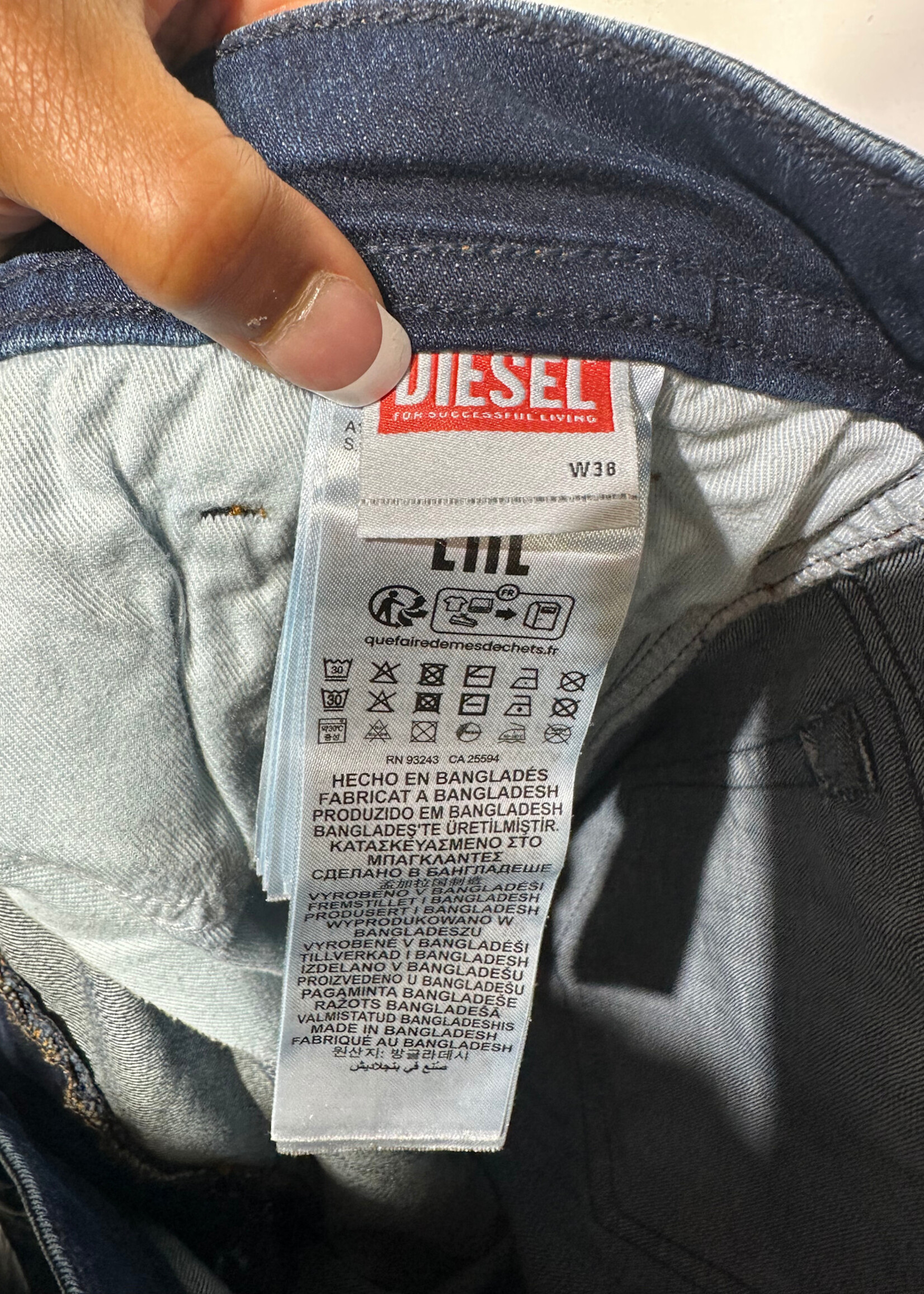Diesel Dark Wash Slim Fit Jeans Masc 38