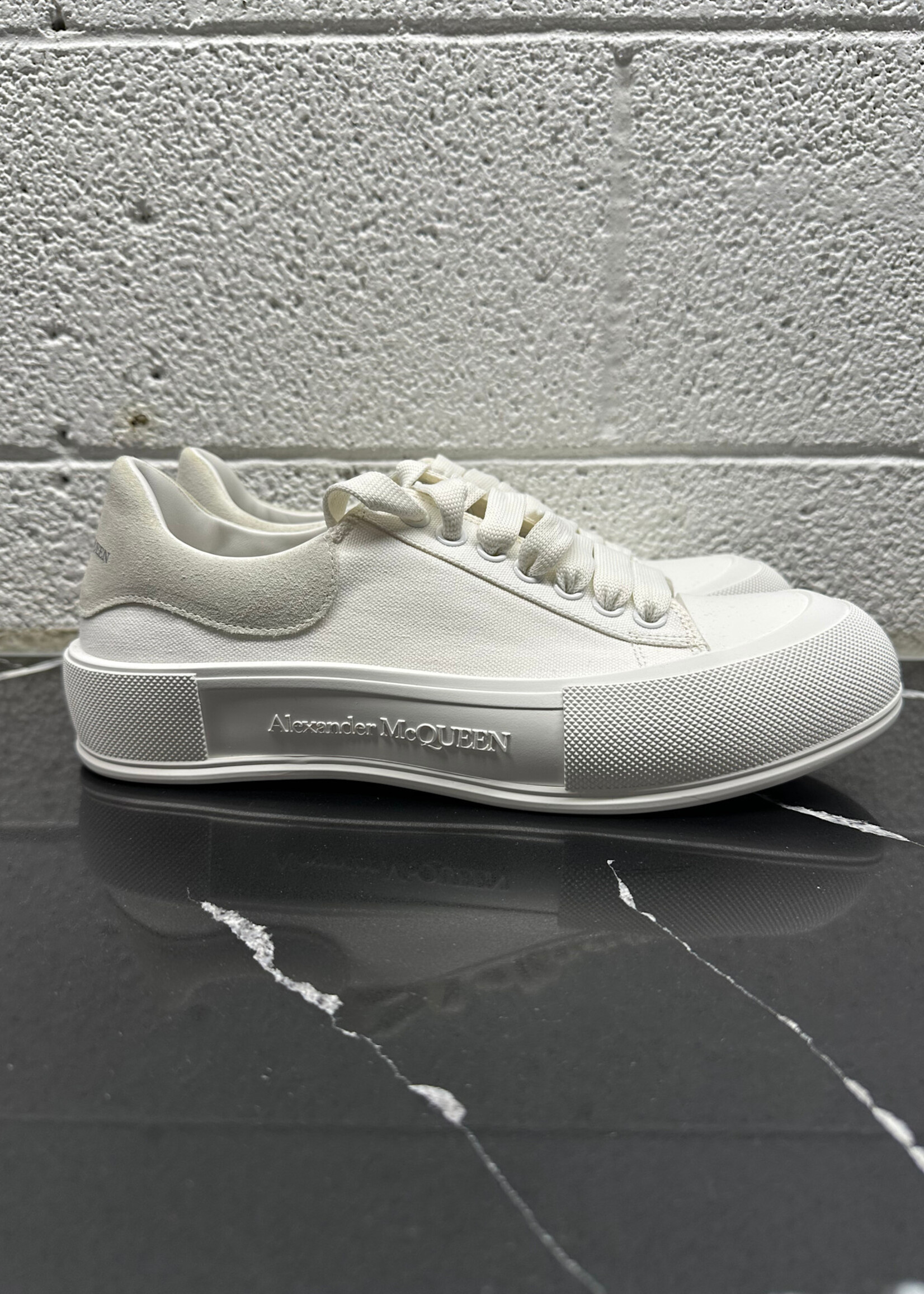 Alexander McQueen Deck Plimsoll Sneaker Masc 43/10