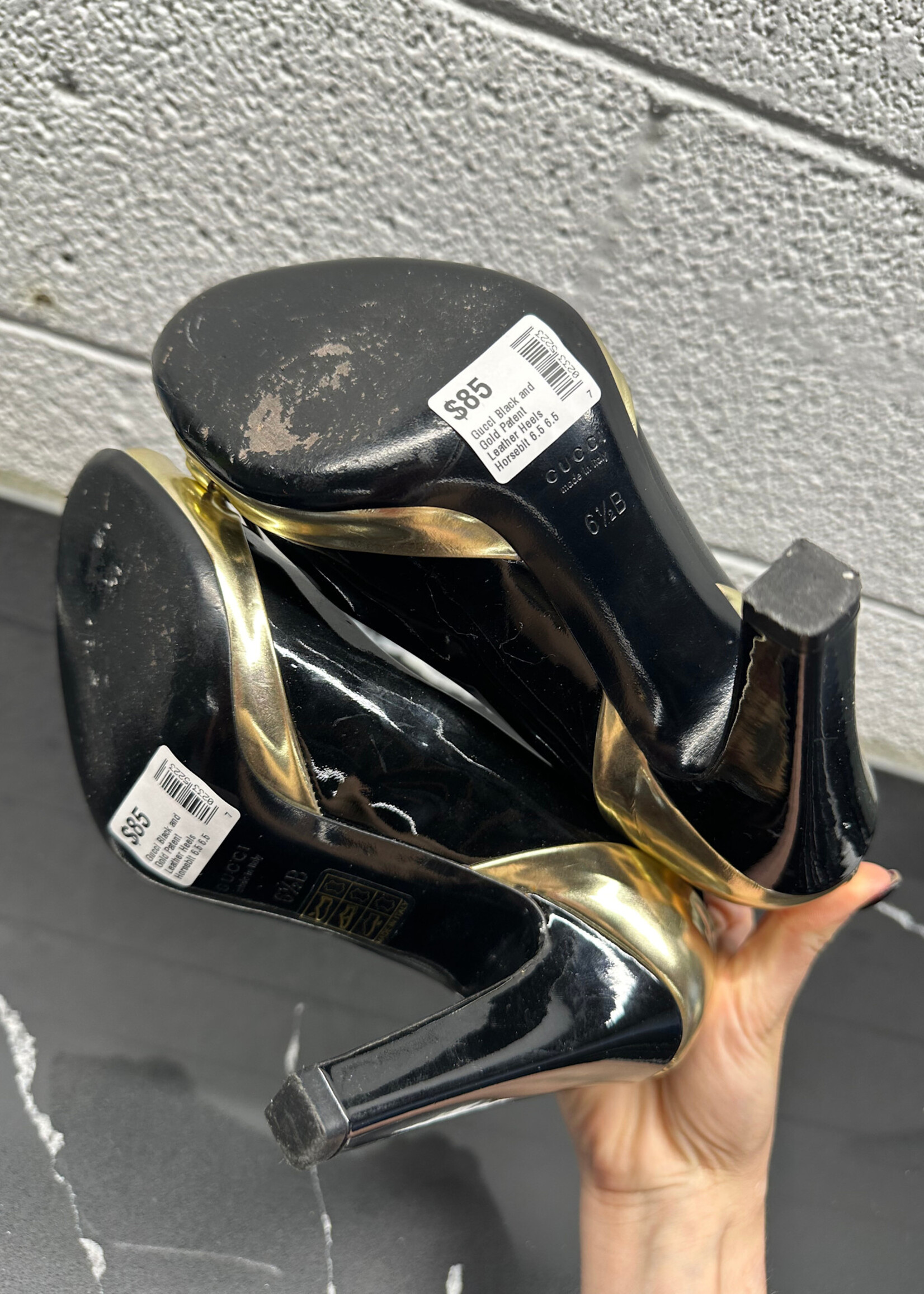Gucci Black and Gold Patent Leather Heels Horsebit 6.5