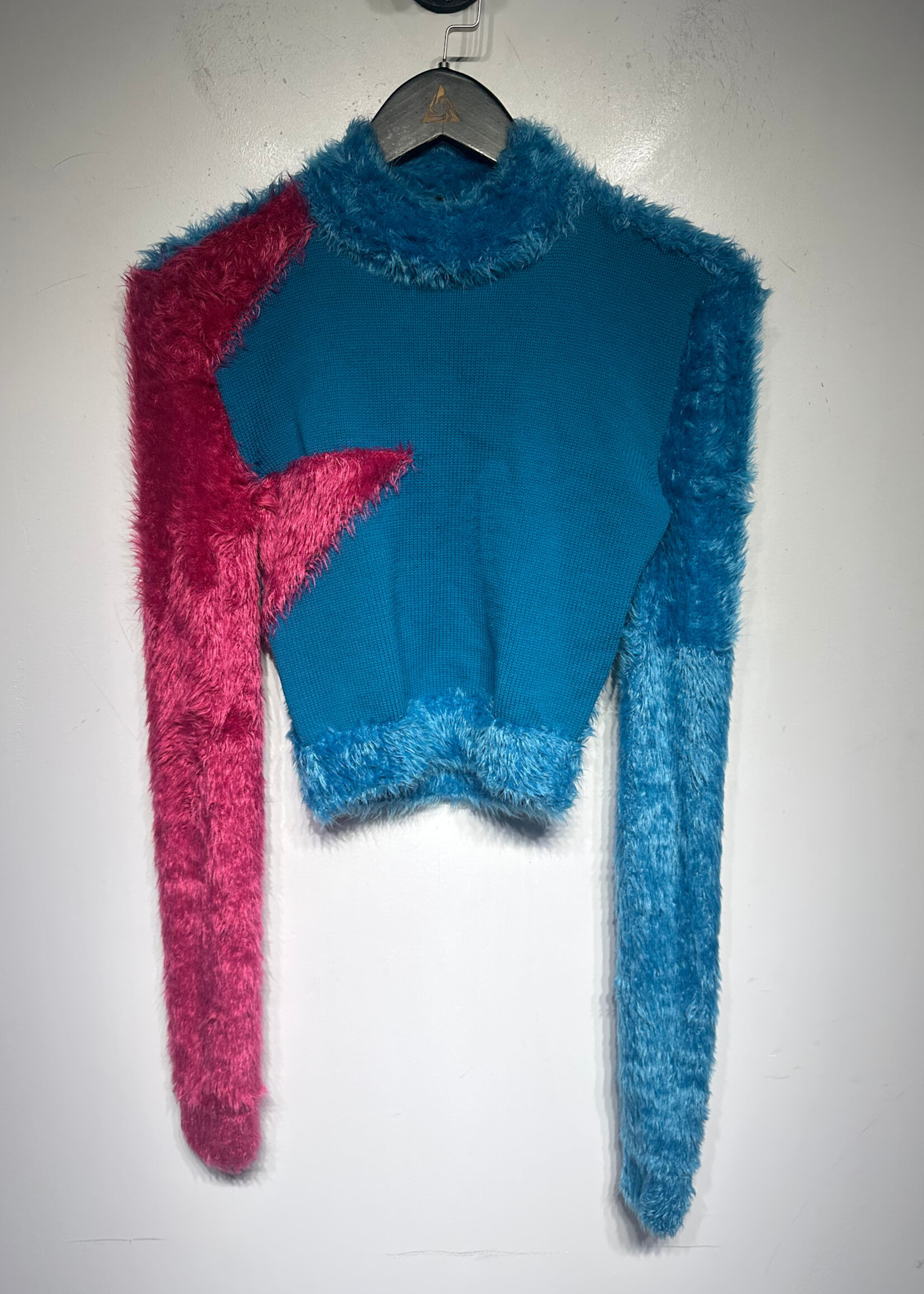 Versus Versace Pink Blue Knit Fuzzy Sleeve Sweater M