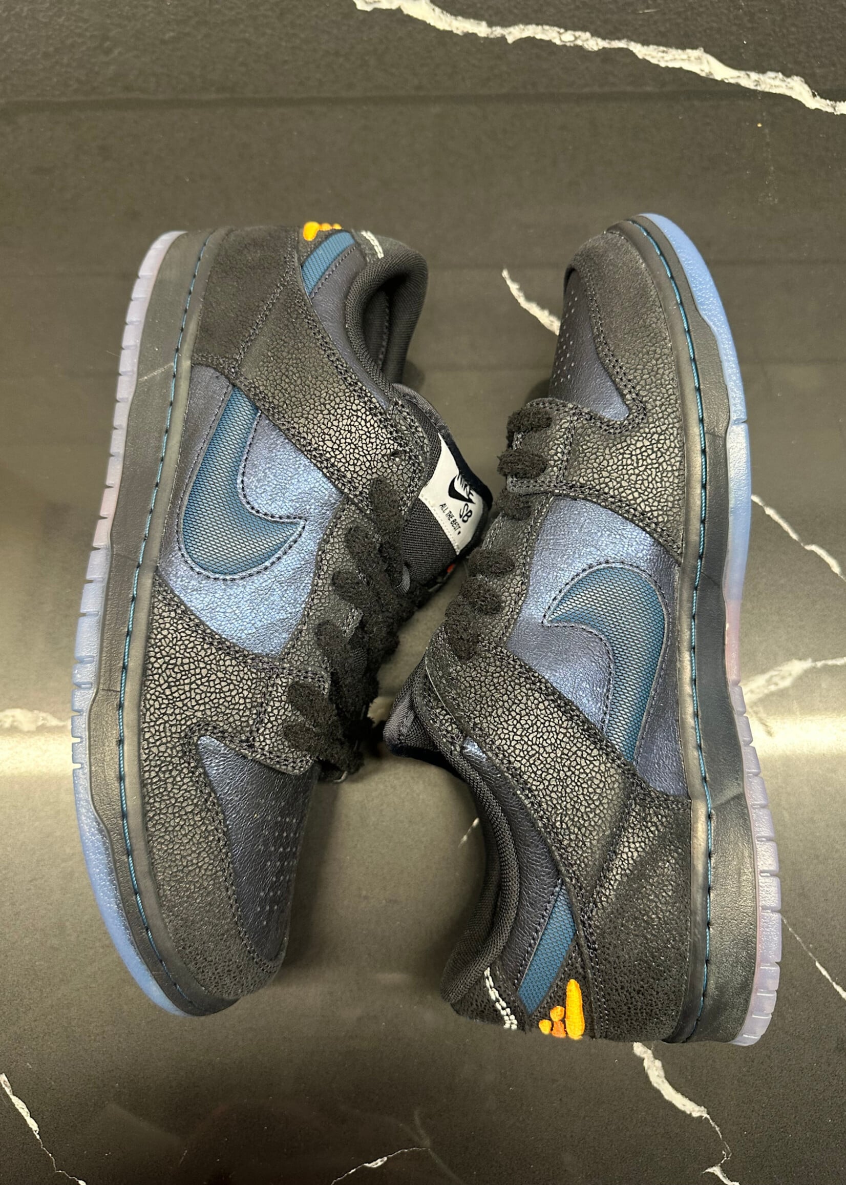 Nike SB Blue Tile Friends & Family Masc 12