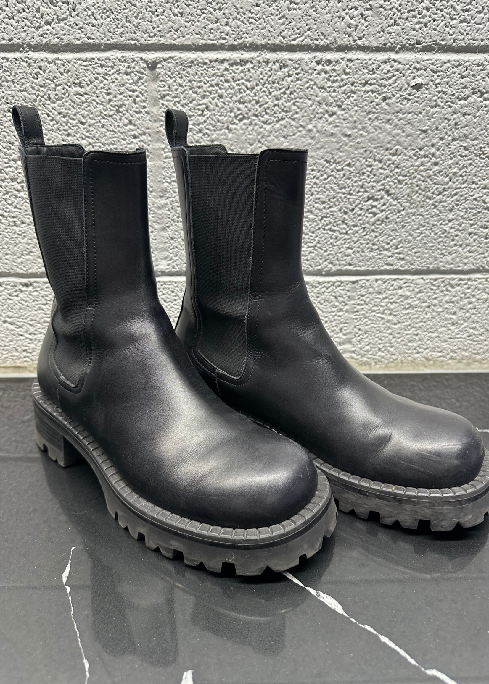 Versace Black Leather Chelsea Boot 38