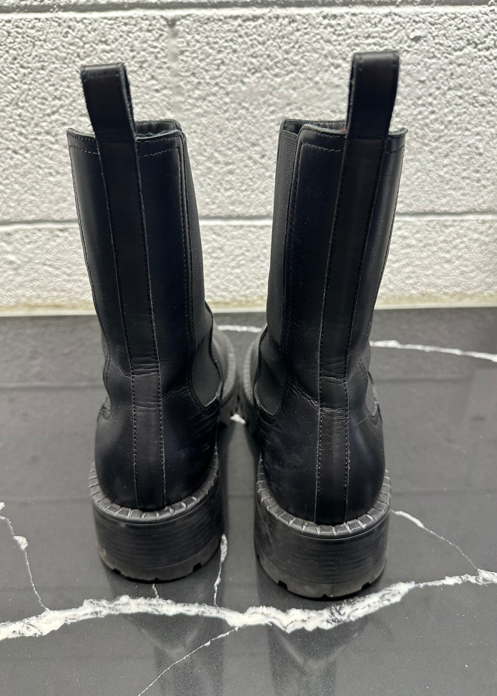 Versace Black Leather Chelsea Boot 38