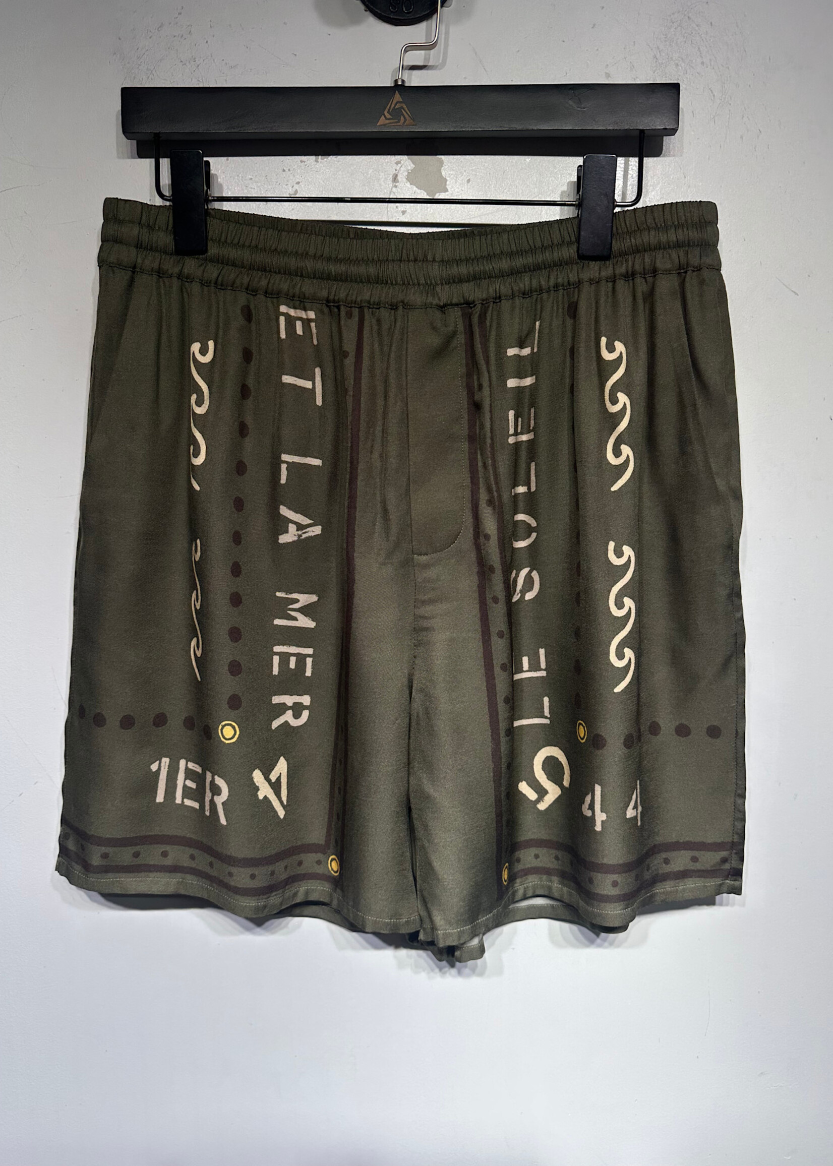 Balmain NWT Green Printed Silk Shorts Masc 30