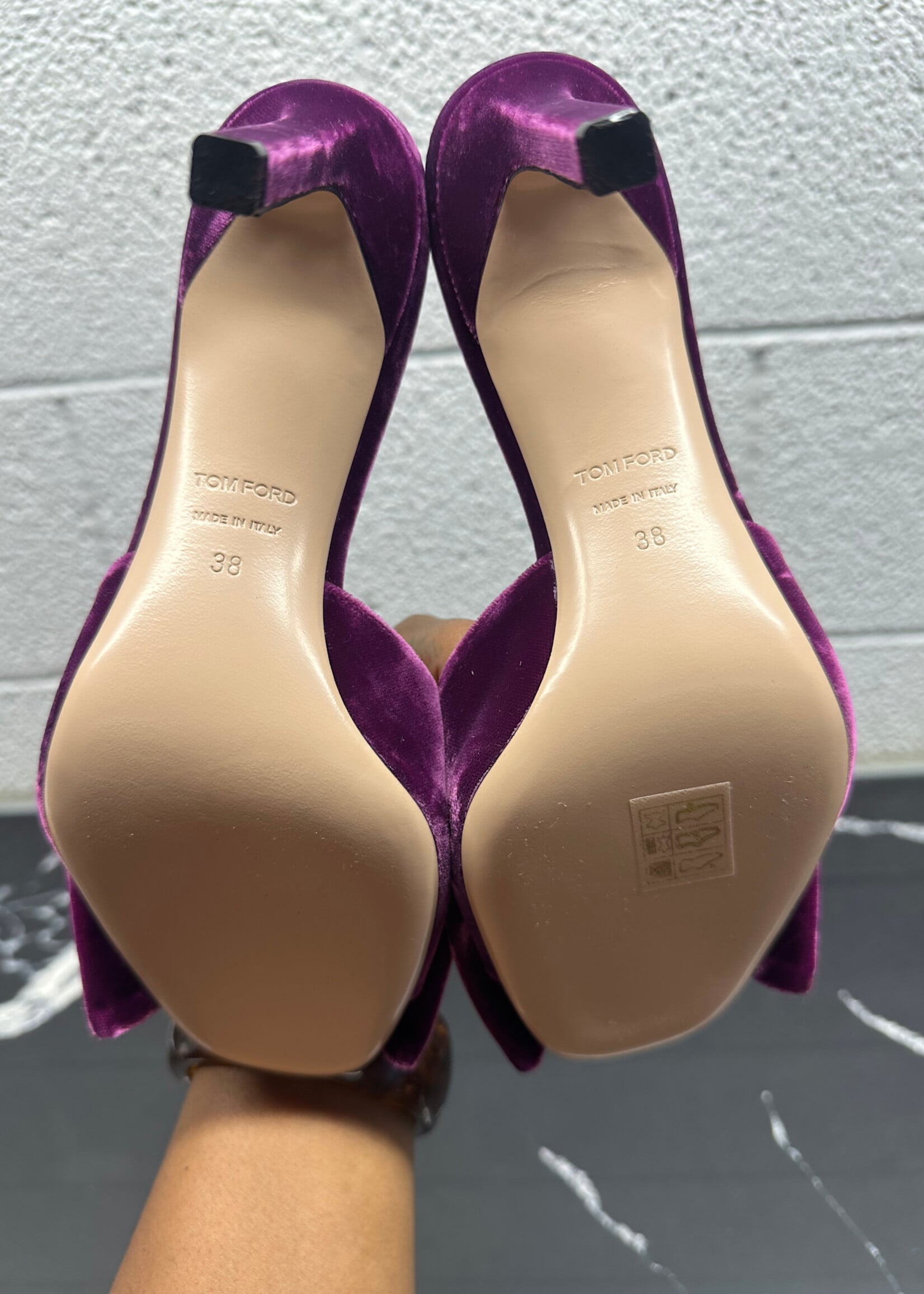 Tom Ford Purple Velvet Bow Heels Fem 38 / 7.5
