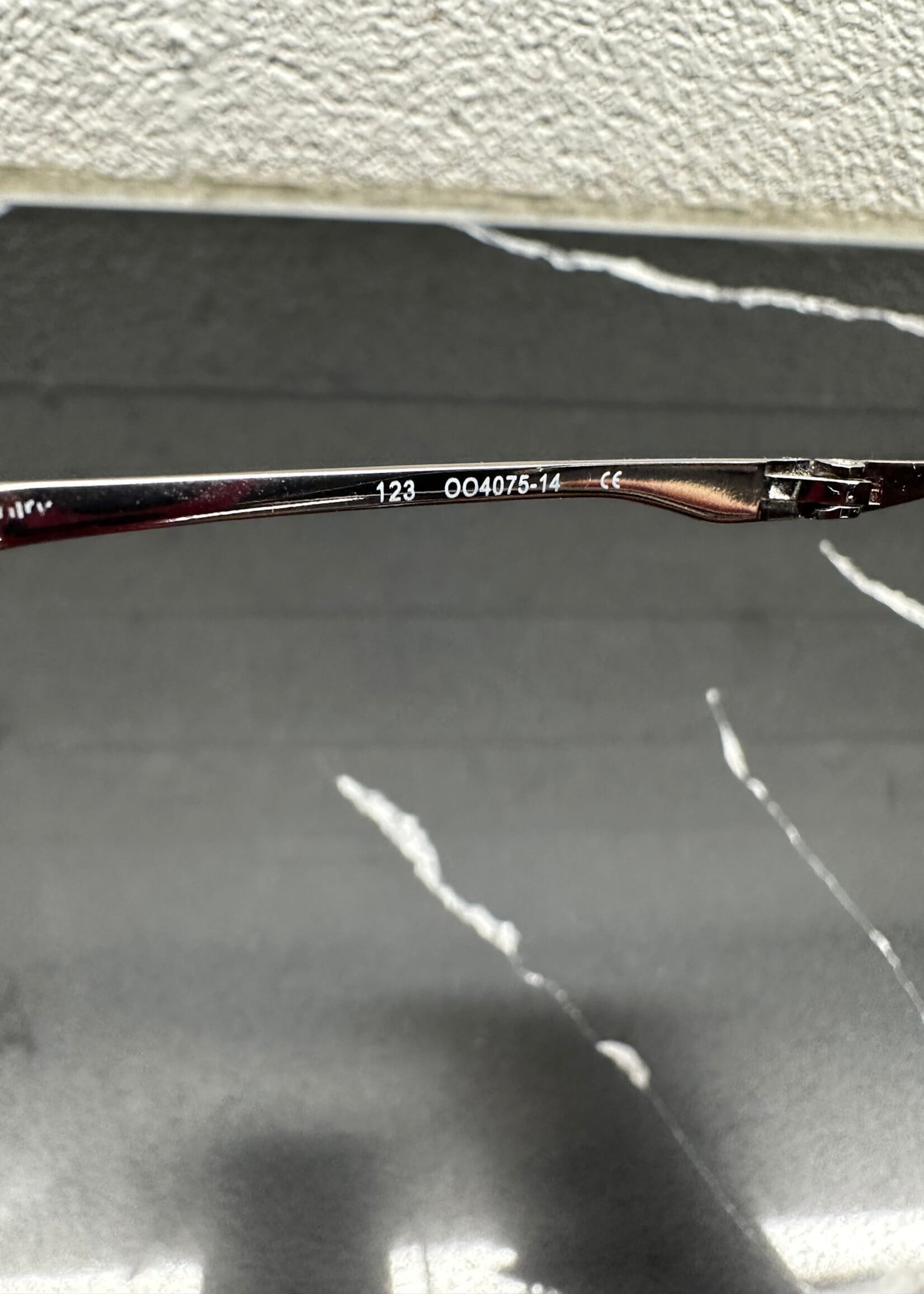 Oakley Wire Sunglasses W CASE