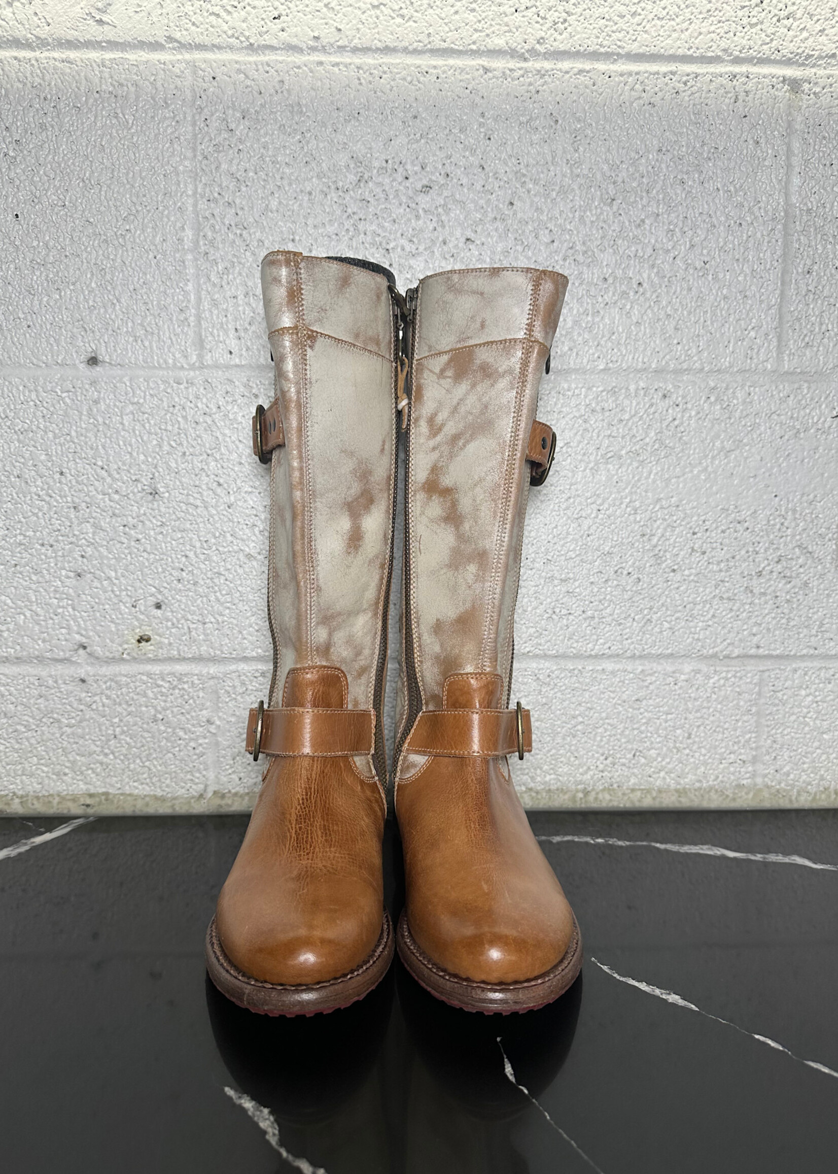 Bed Stu White Painted Calf Hi Boots 6