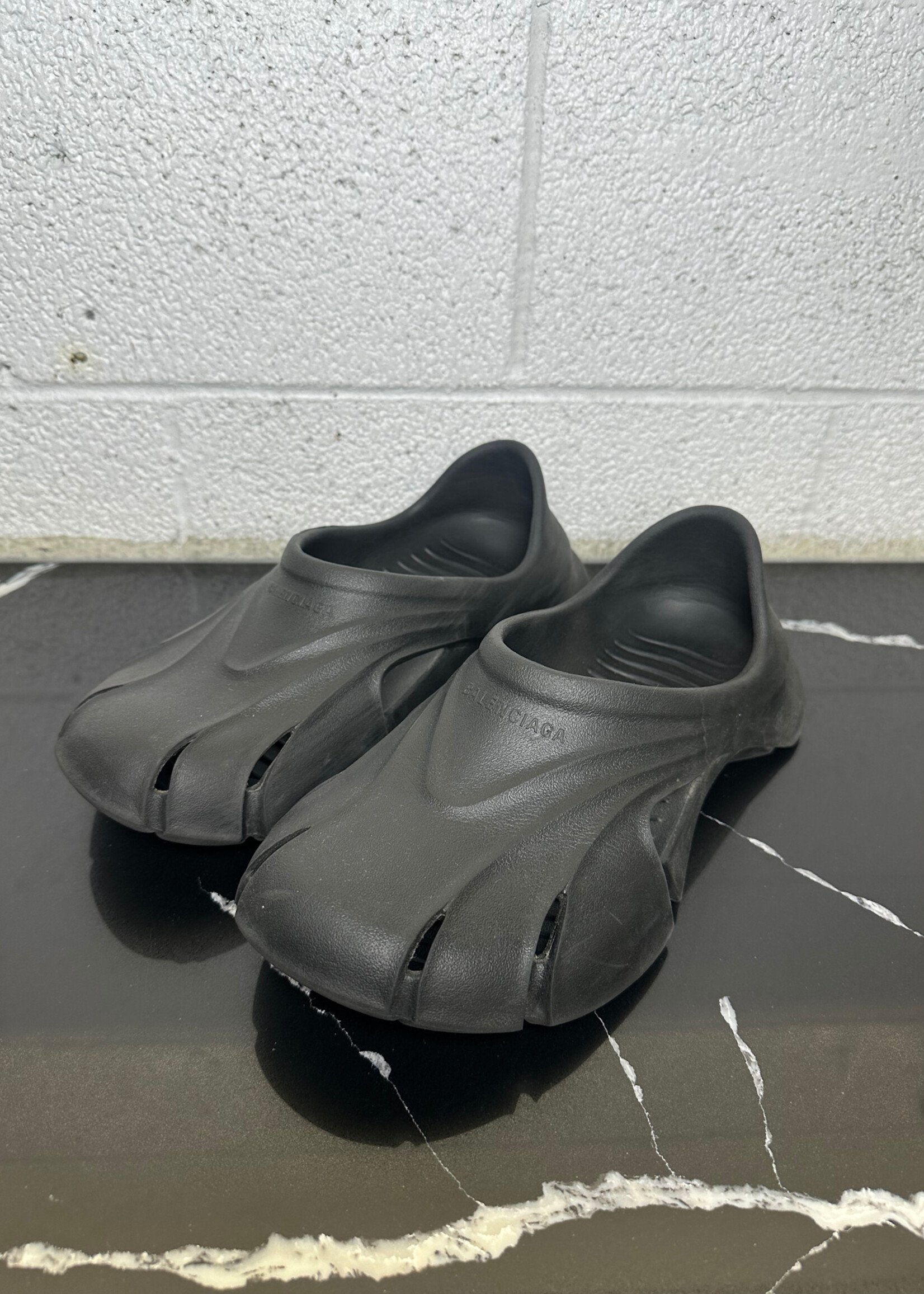 Balenciaga Mold Closed Sandal 43/10