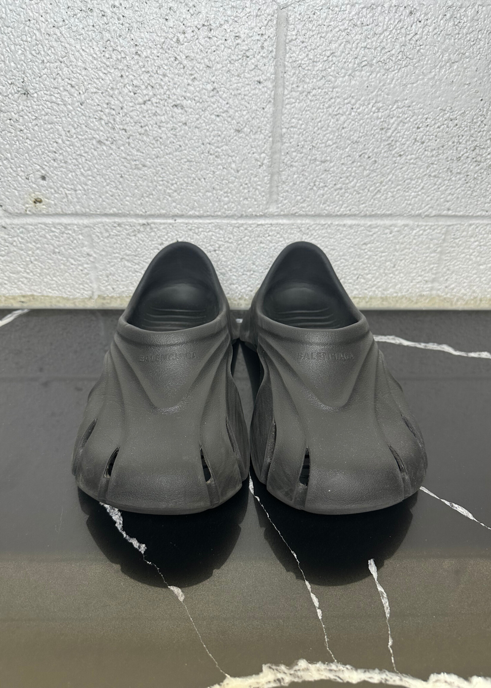 Balenciaga Mold Closed Sandal 43/10