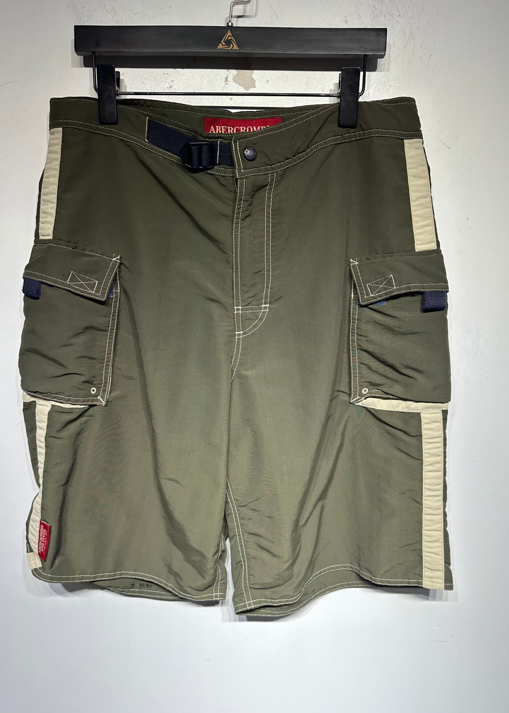 Abercrombie 2000s Olive Green Board Shorts Masc 33