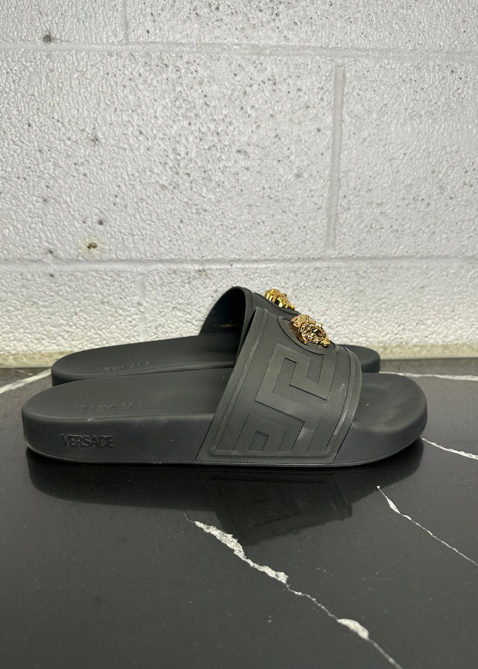 Versace Black Medusa Slides Masc 13