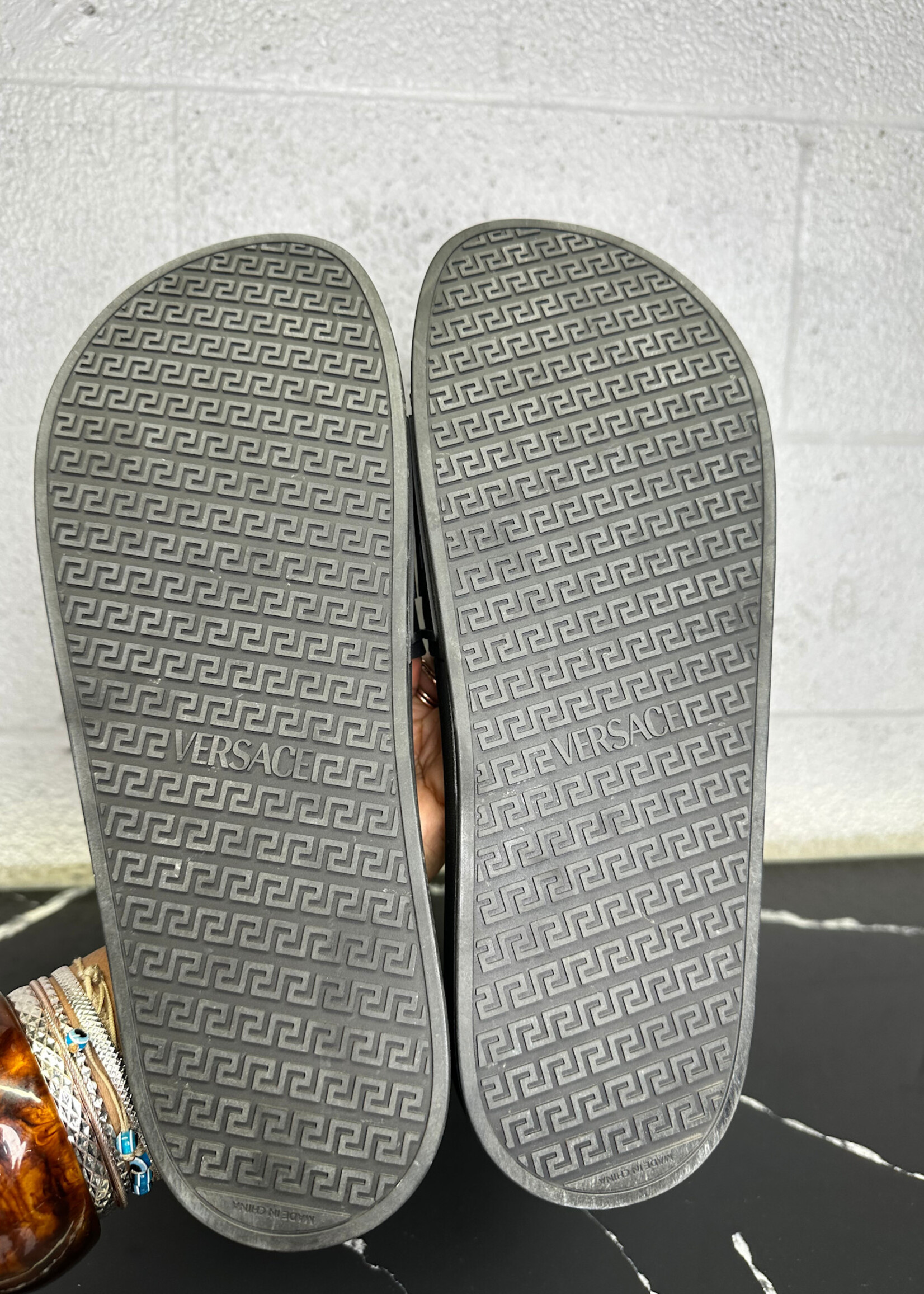 Versace Black Medusa Slides Masc 13