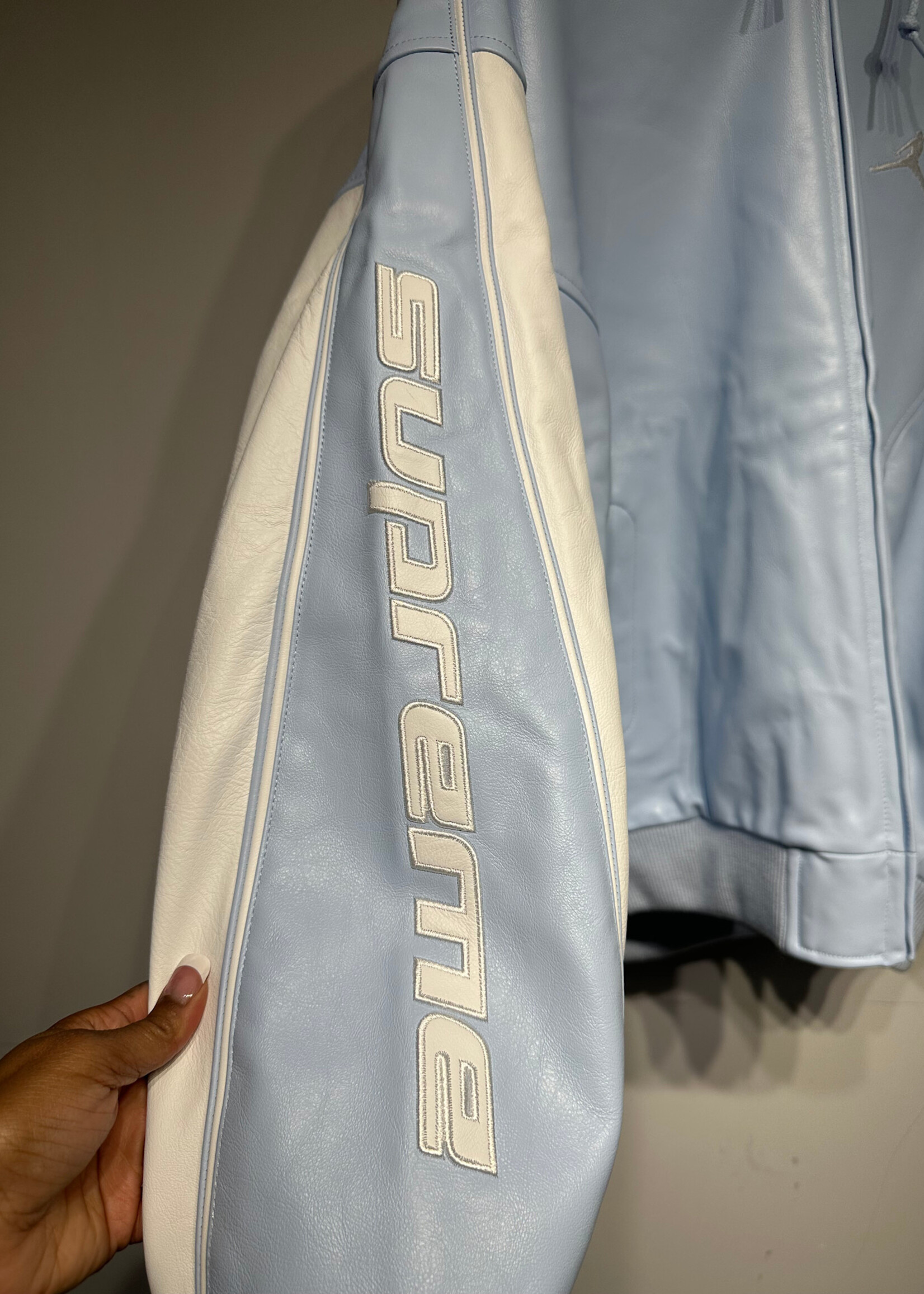 Supreme x Jordan Hooded Leather JKT Blue Masc XXL
