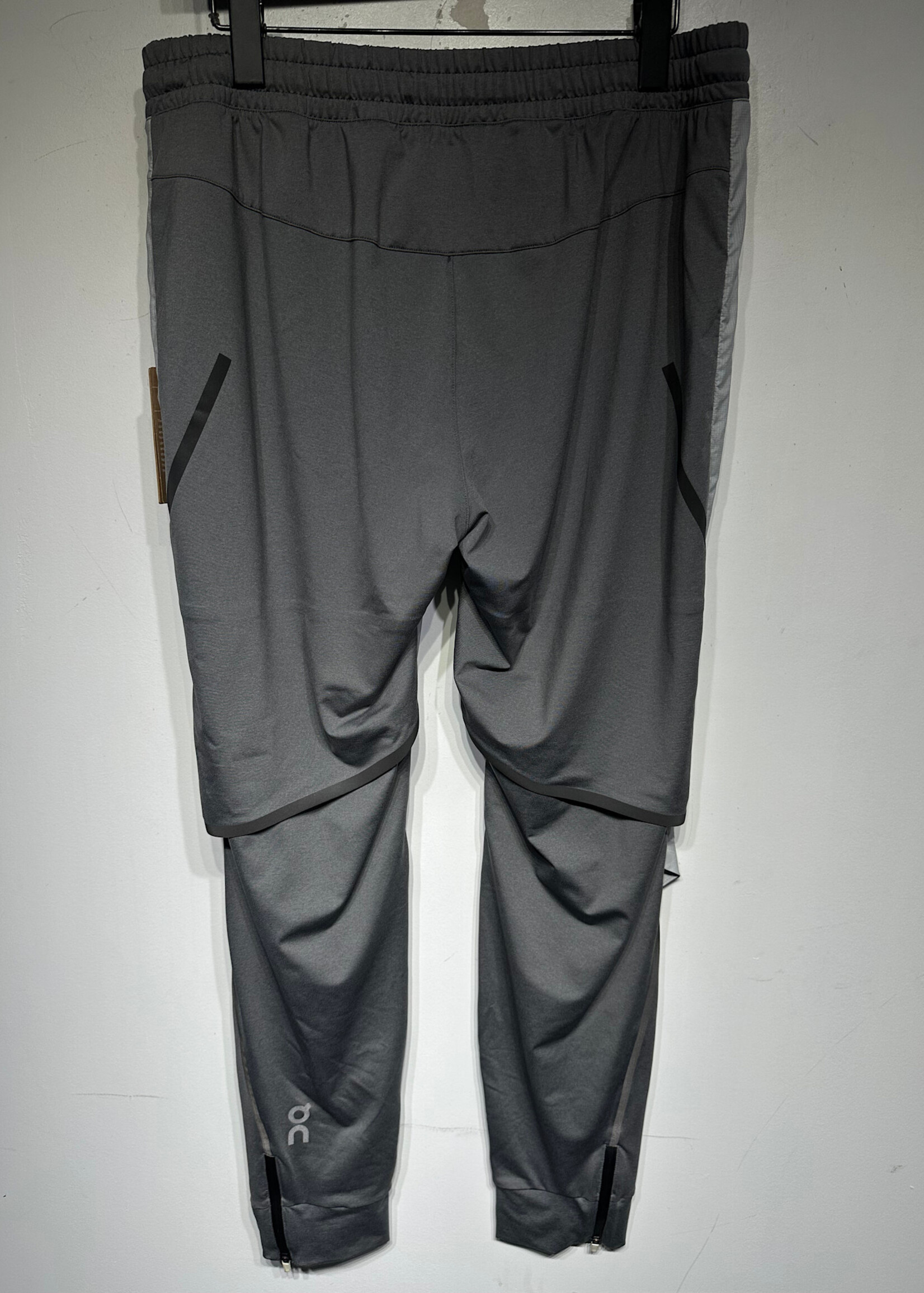 On Cloud NWT Glacier Rock Running Pants Masc M/32
