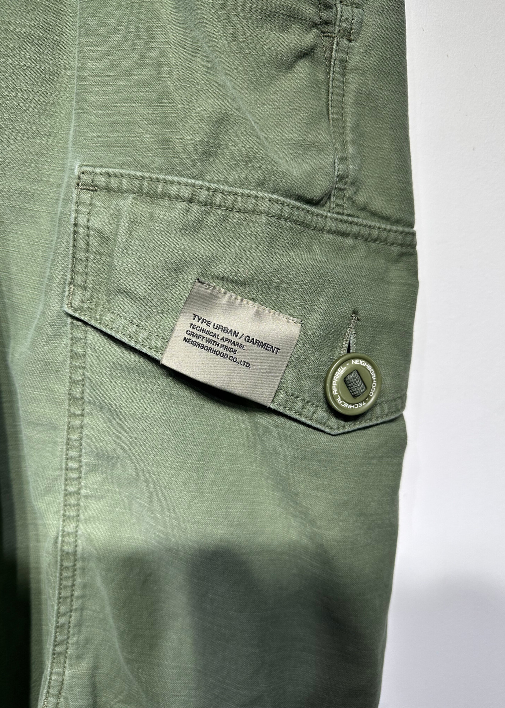 Neighborhood Green Cargo Shorts Masc 38