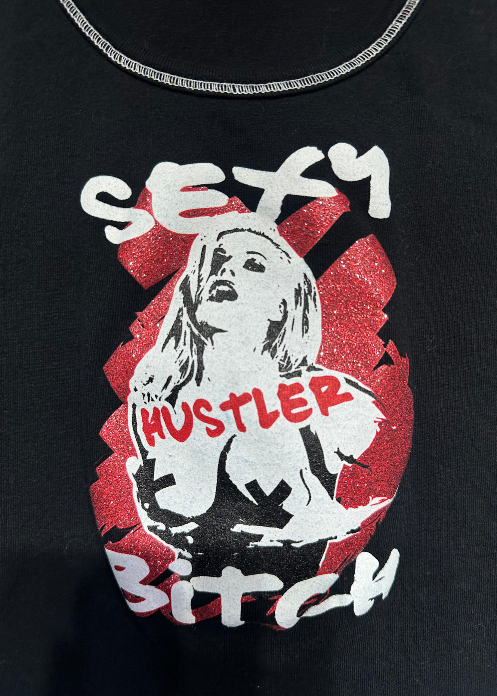 HUSTLER BLACK TANK GIRL GRAPHIC FEM M