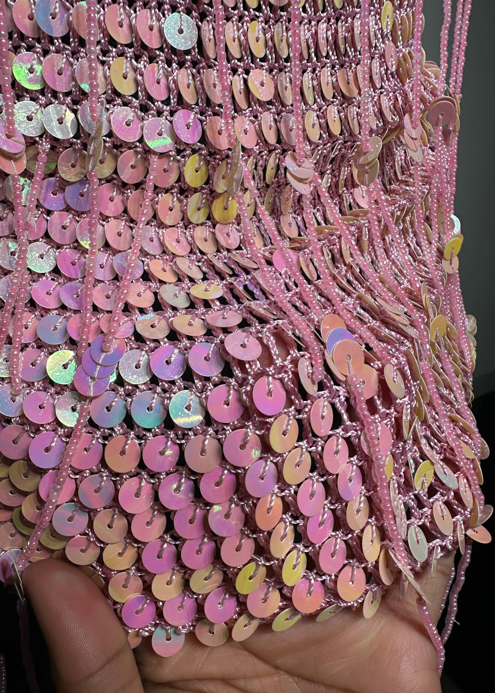 XI PINK CROCHET BEADED FRINGE TOP M