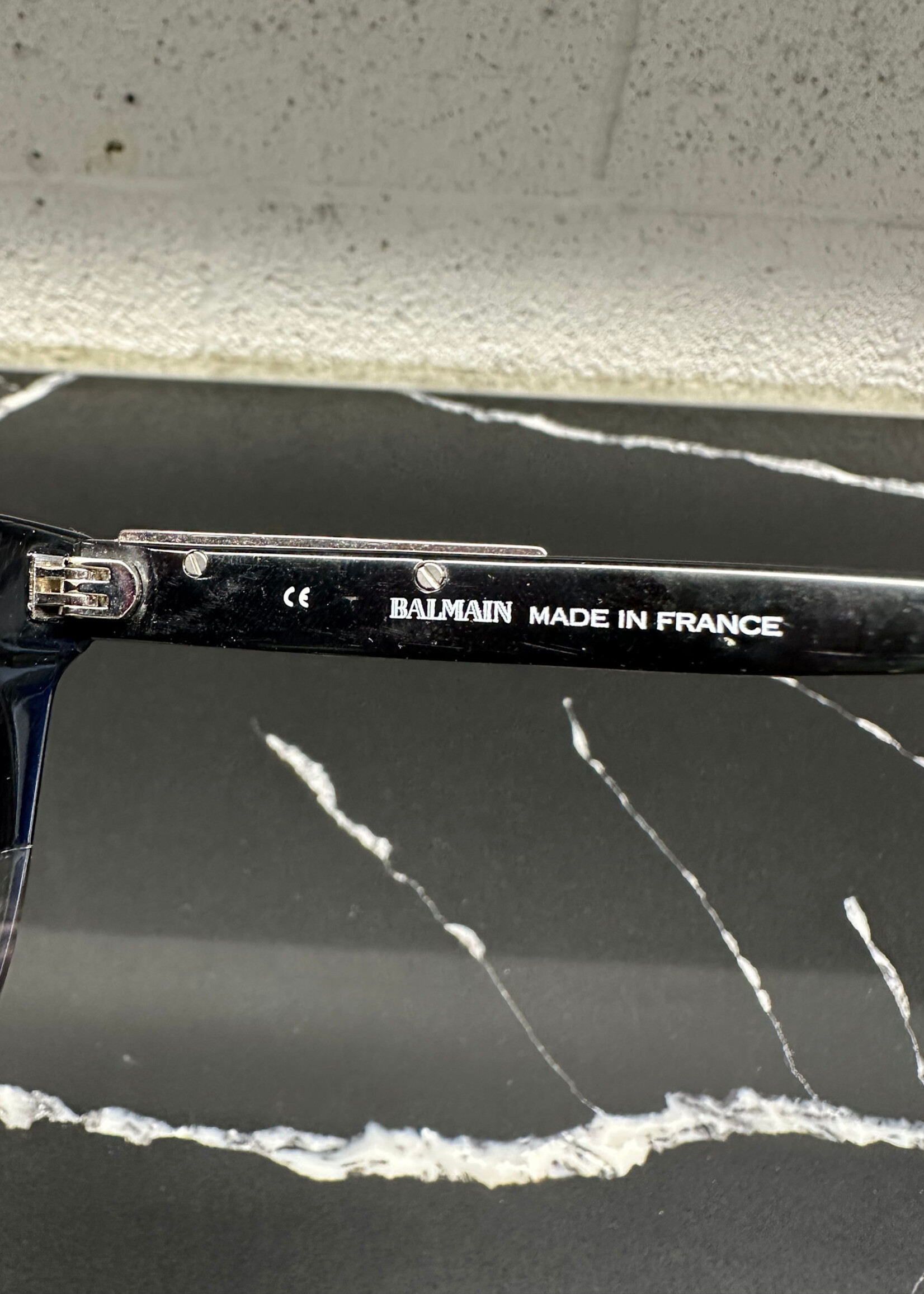 Balmain BL2105B With Case