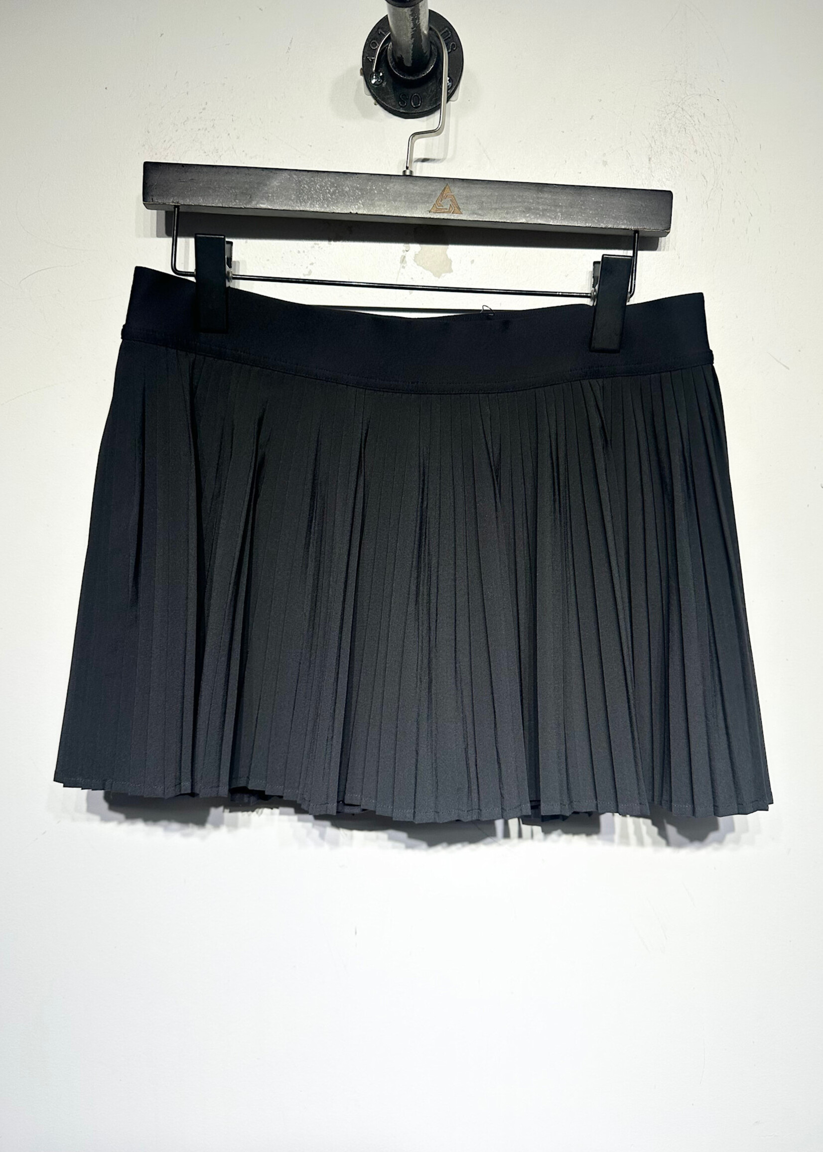 Lululemon Black Pleated Skirt 10/M