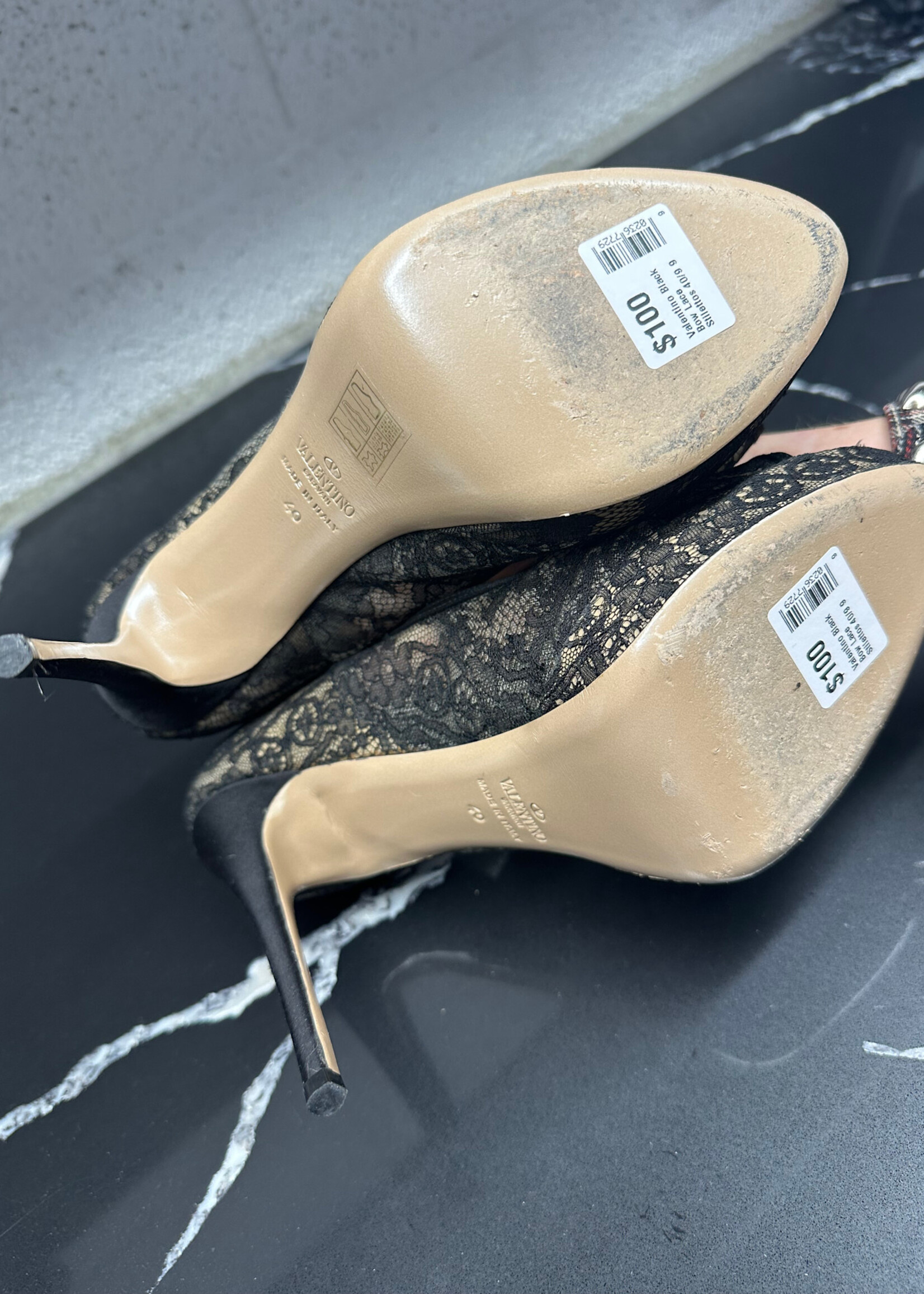 Valentino Black Bow Lace Stilettos 40/9