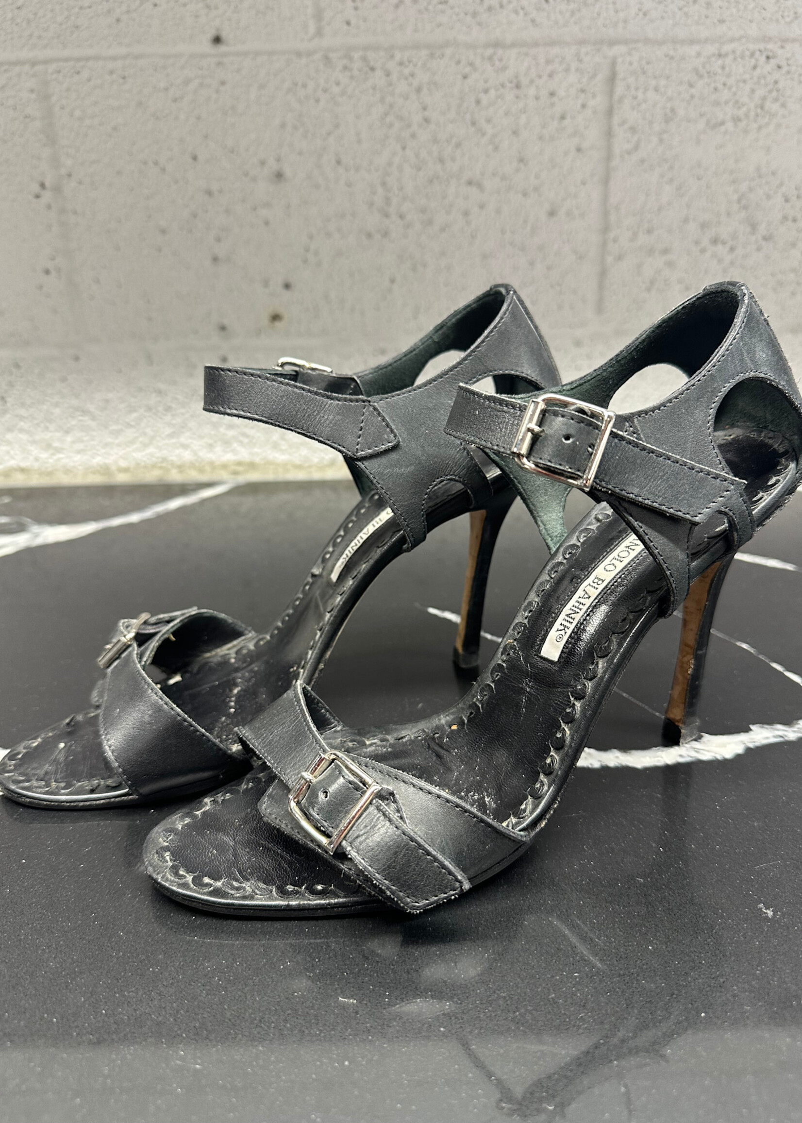 Manolo Blahnik Black Buckle Stilettos 39.5/9