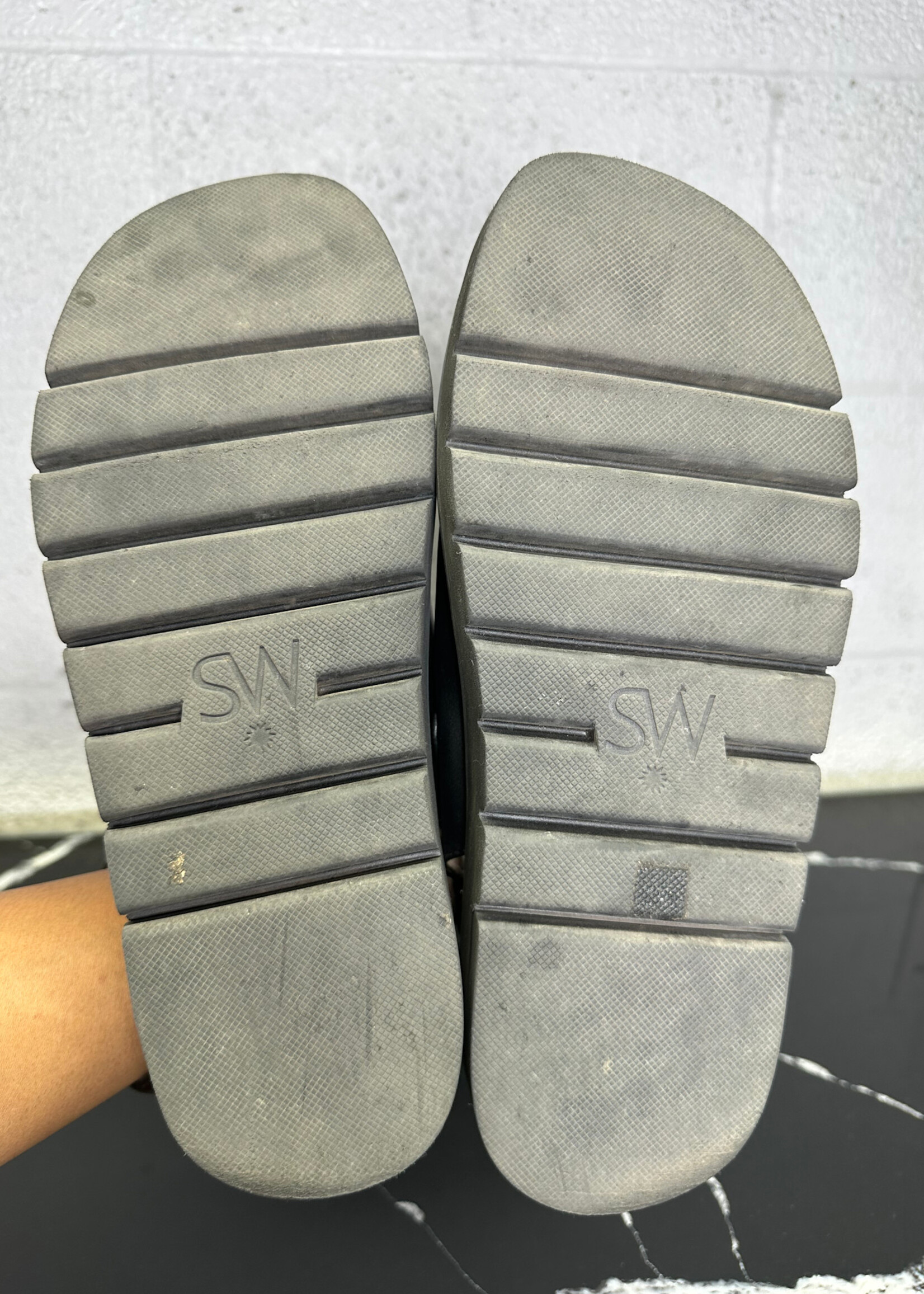 Stuart Weitzman Pearl Studded Sandal 9.5