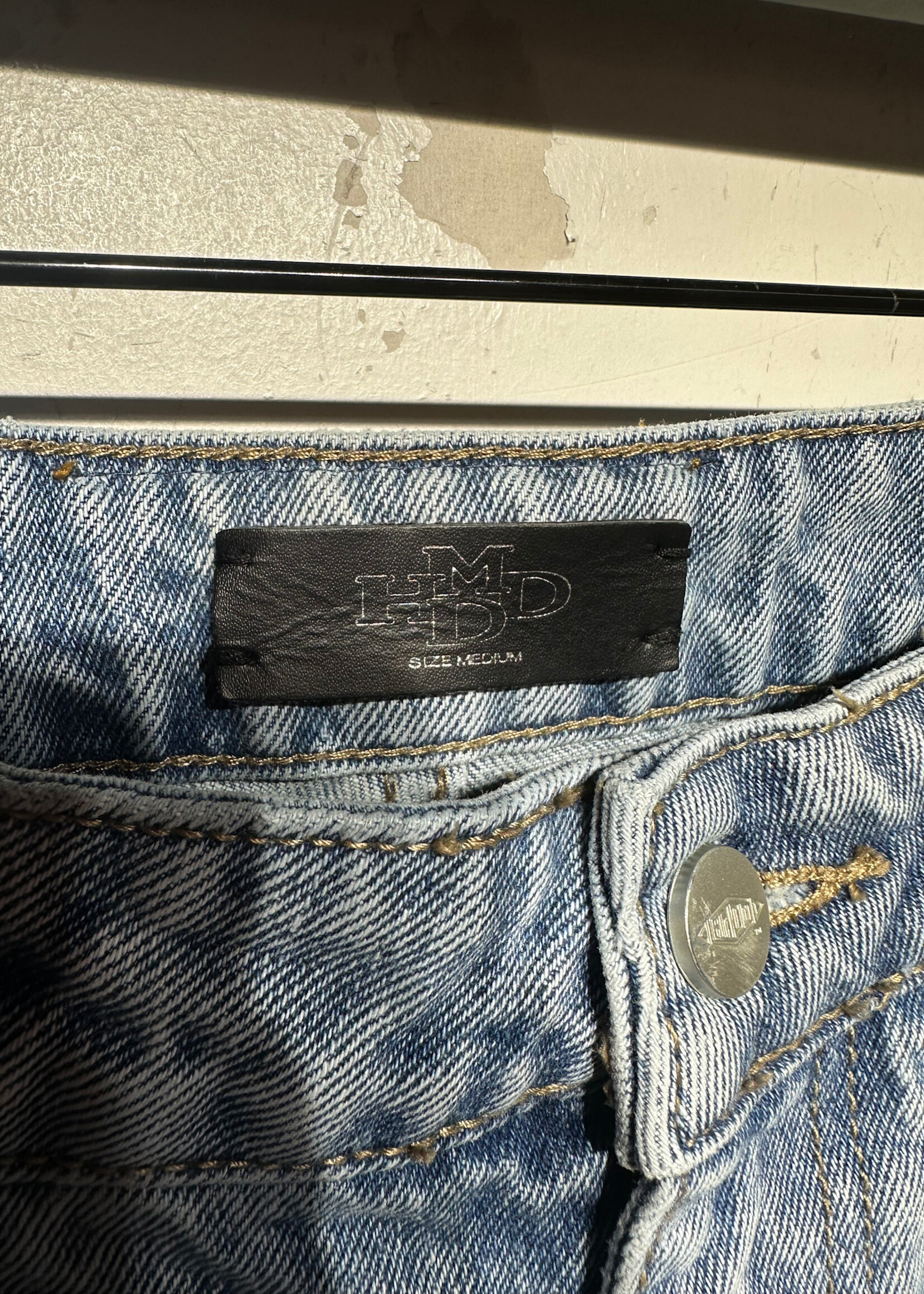 HMDD Distressed Denim Jorts Masc 34