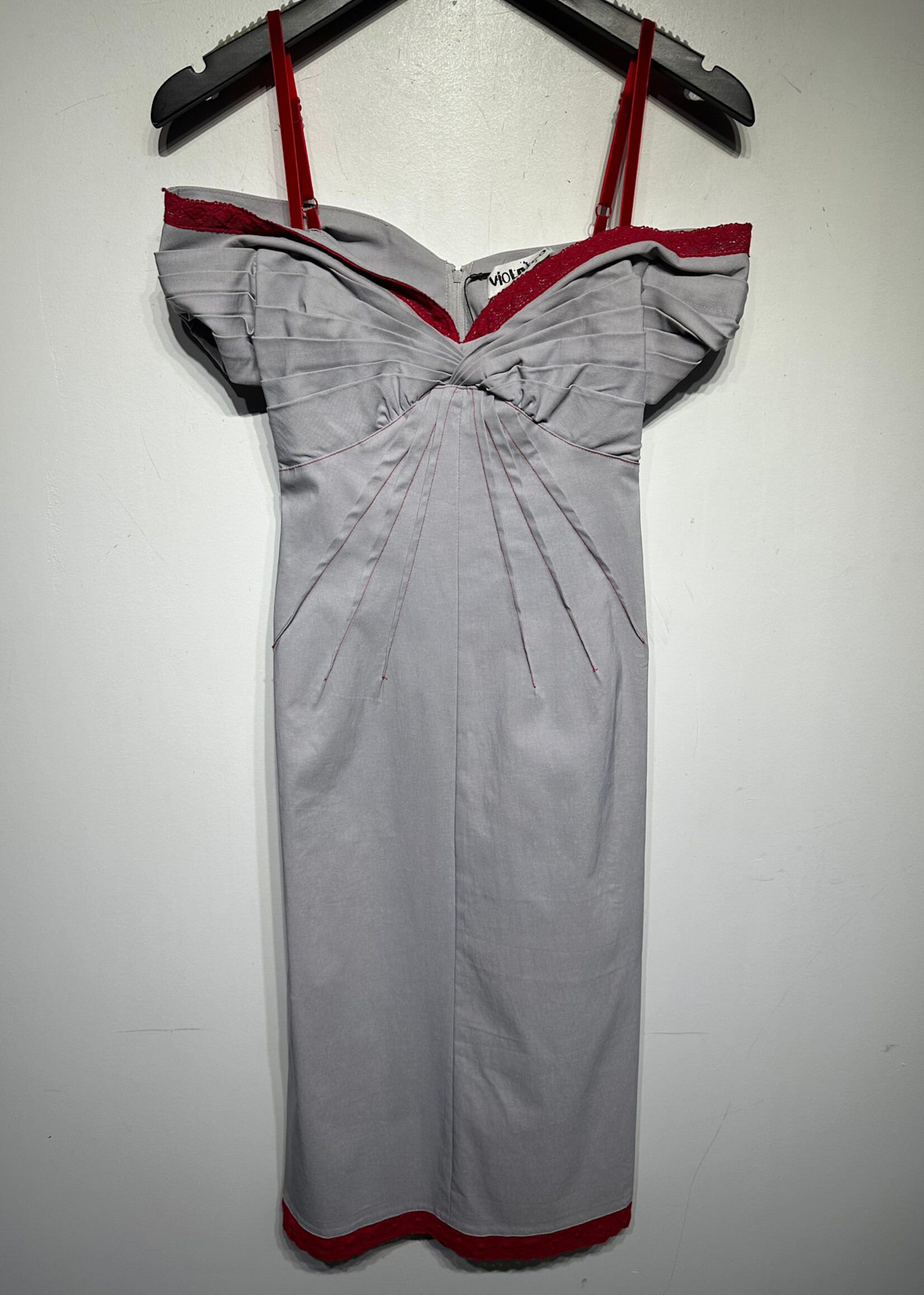 Violated Grey Red Pleated Bust Midi Dress M
