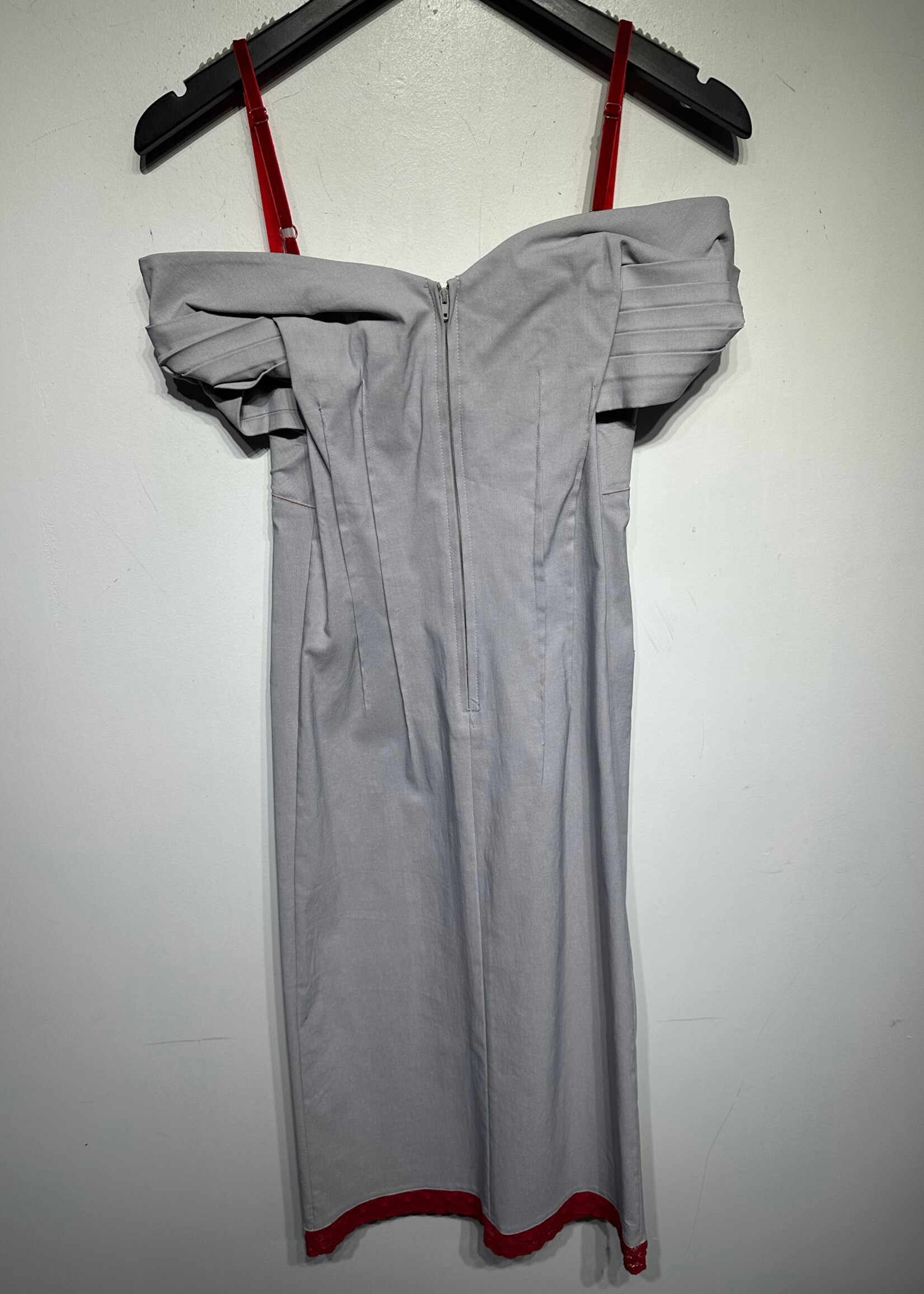 Violated Grey Red Pleated Bust Midi Dress M