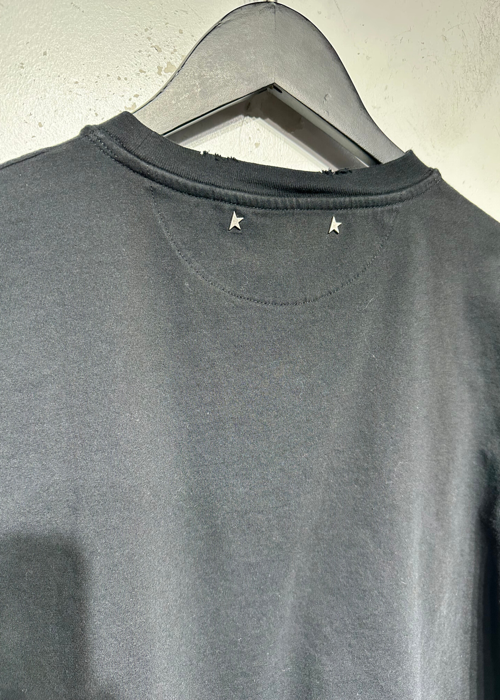 Golden Goose Black Distressed Tee L