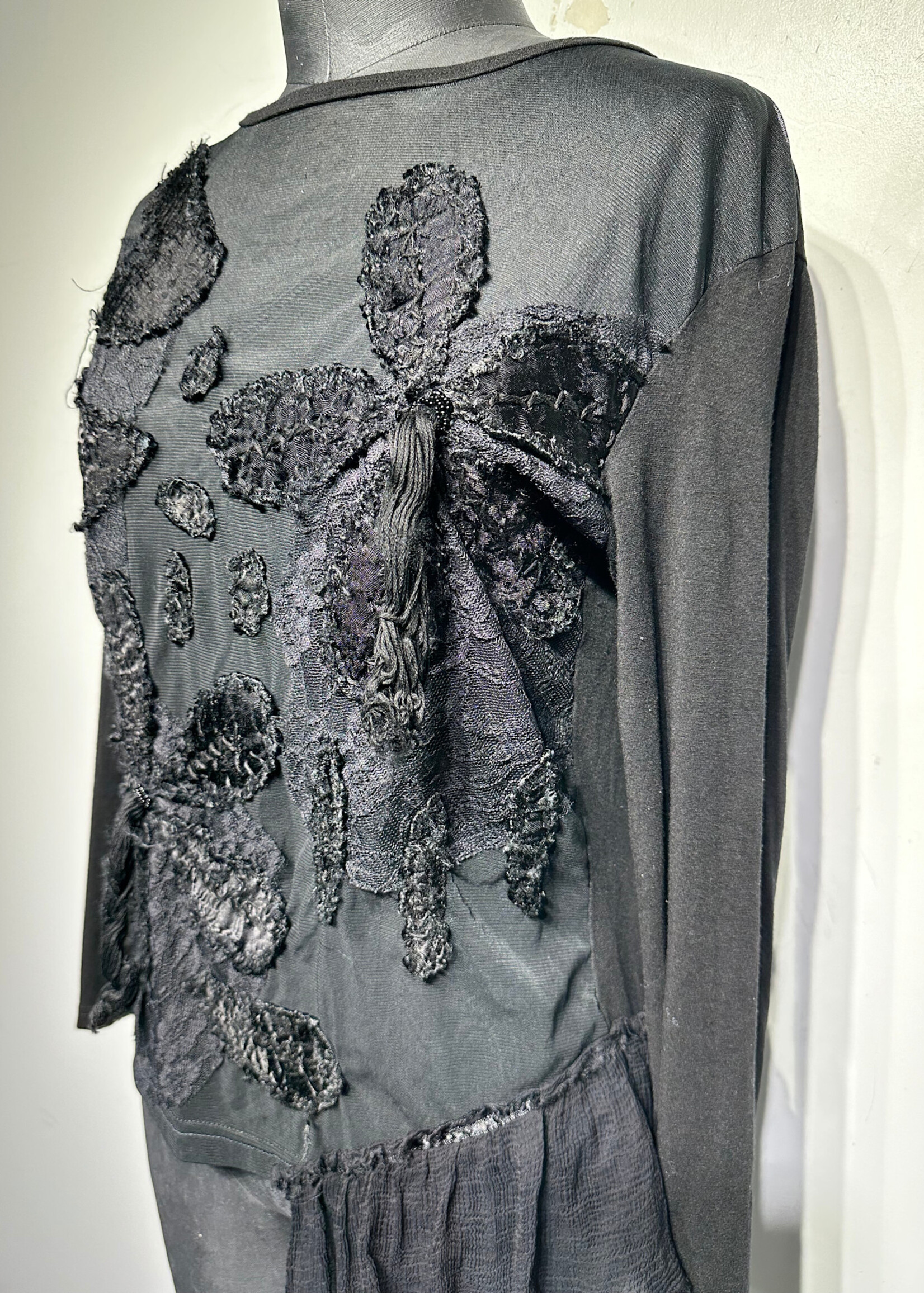 Nikky Mosaic Y2K Black Avant Garde LS M