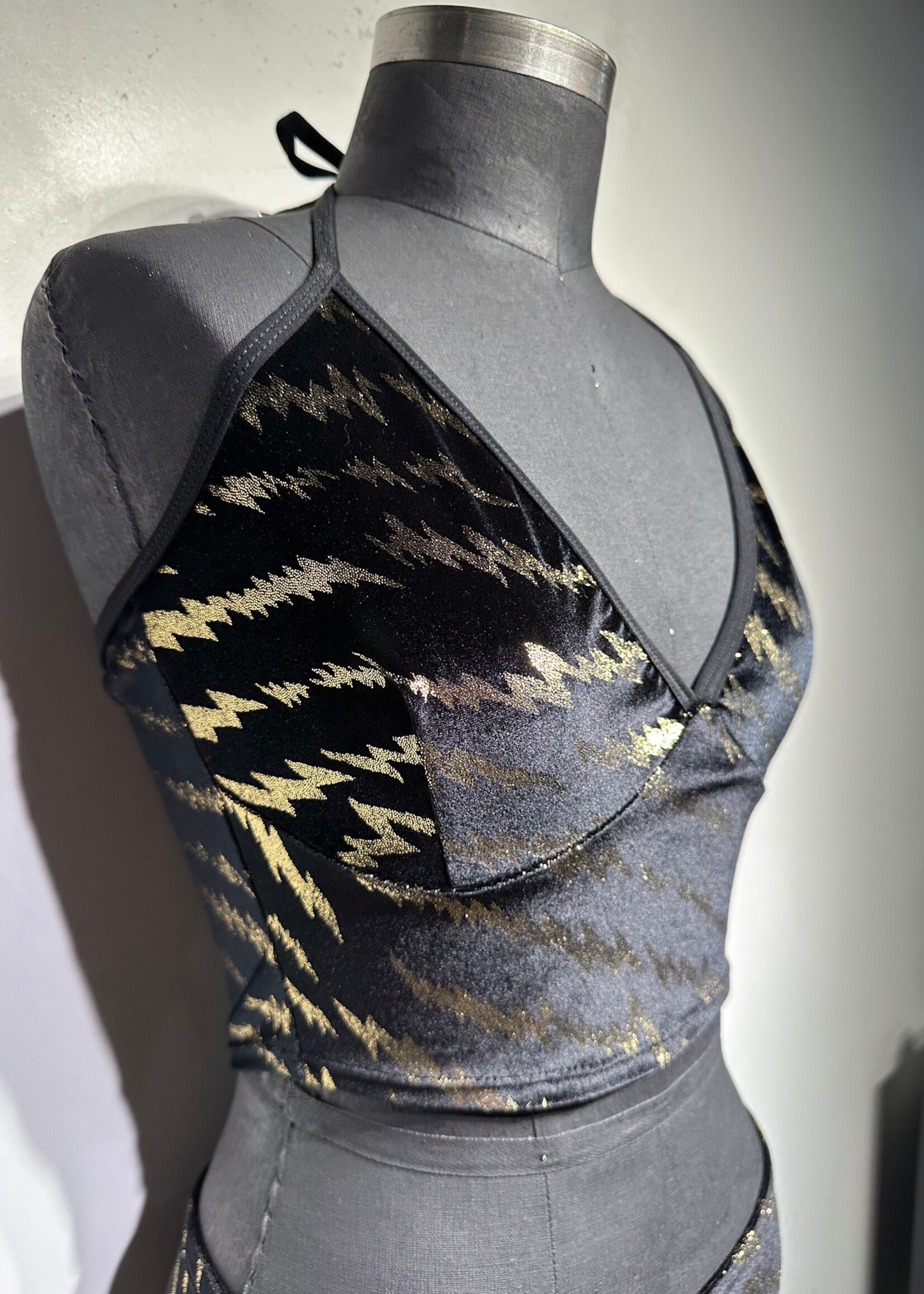 Queen Of Diamonds Vintage Black Lightning Set Fem M