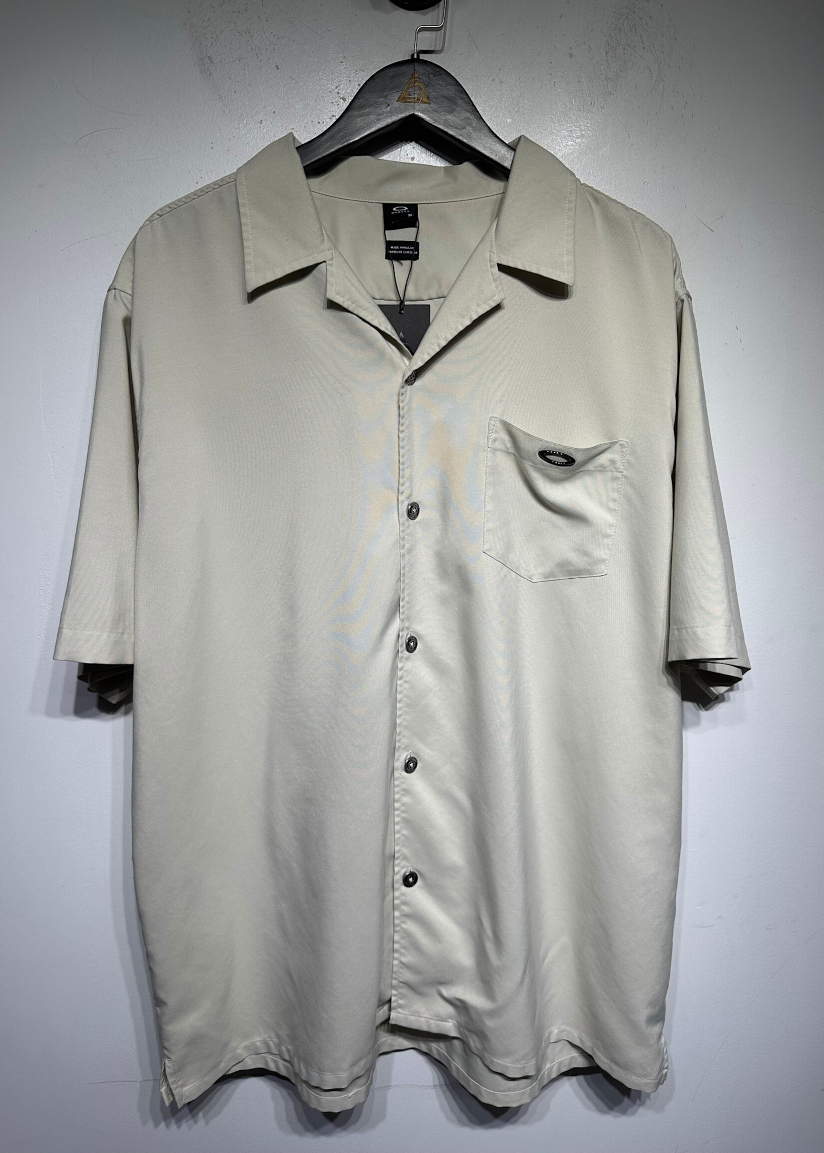 Oakley Beige Small Logo BU Shirt XL